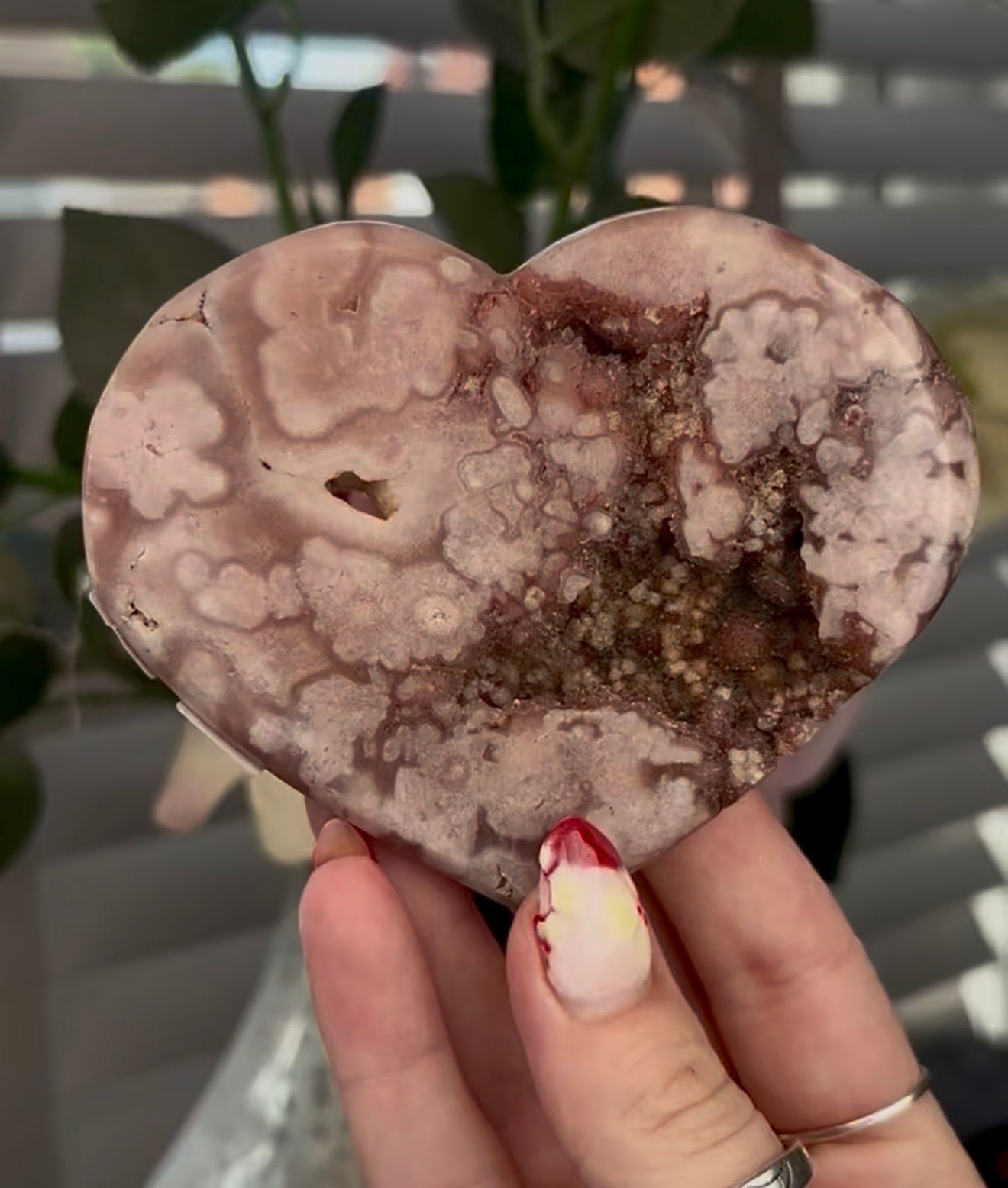 Druzy pink amethyst heart - comes with stand (10cm)