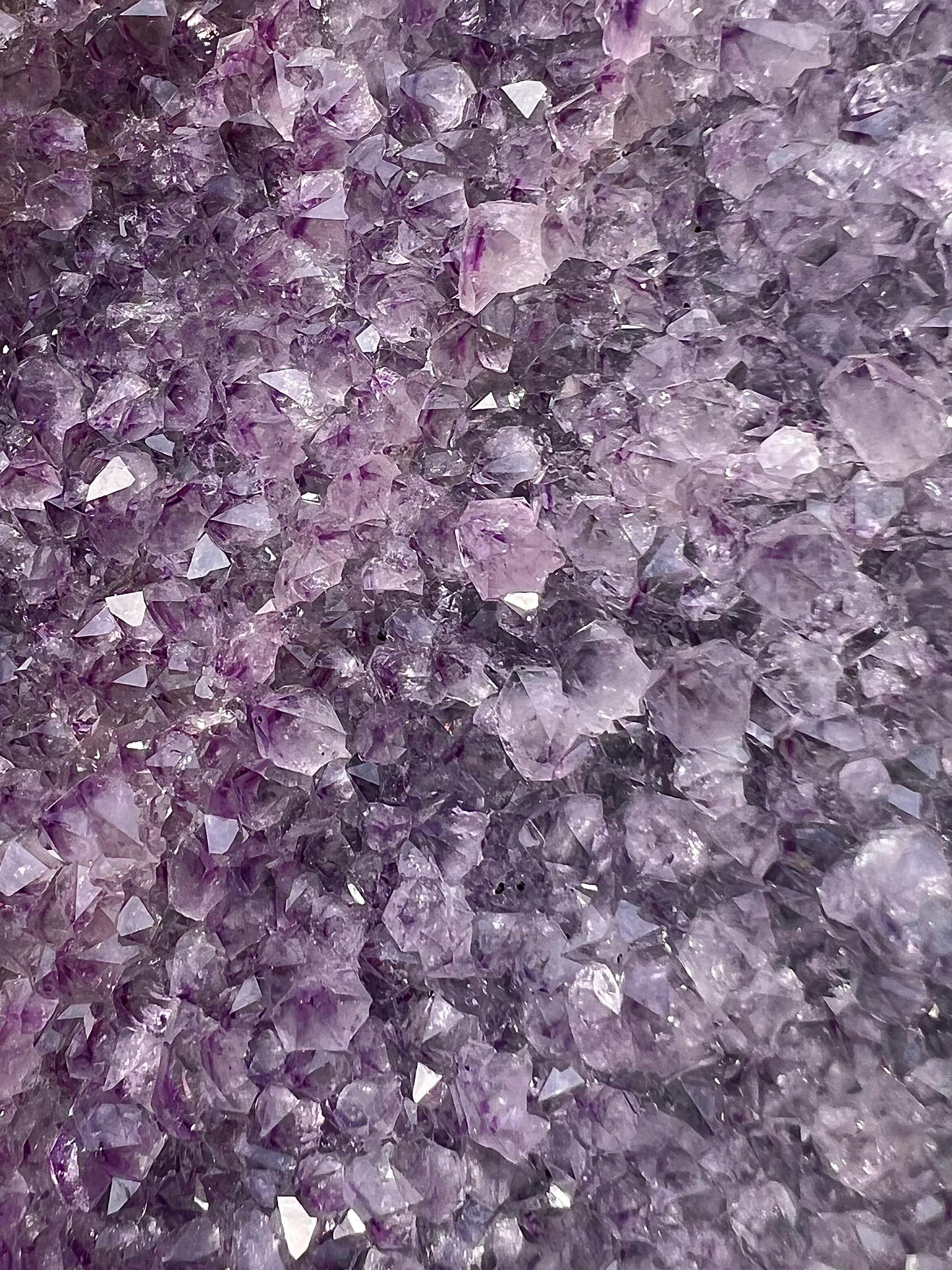 Large, statement, Amethyst on spinning stand 5.840kg