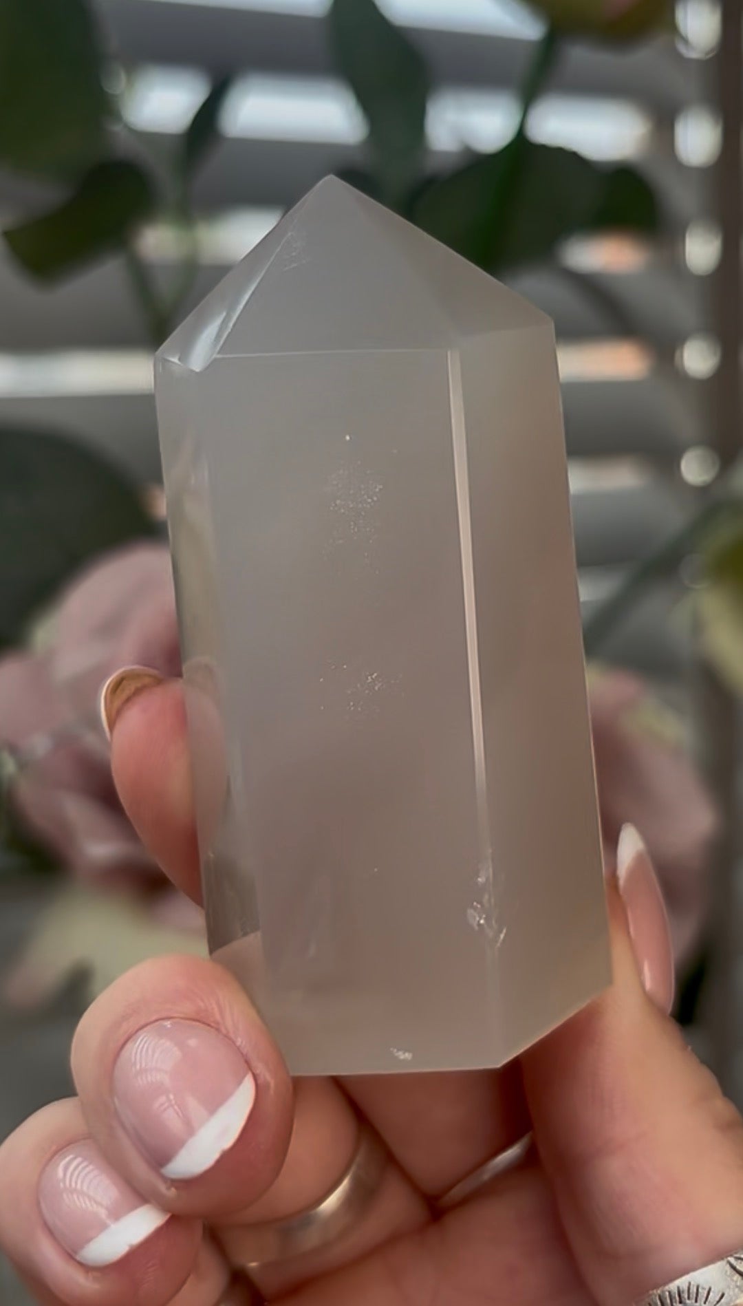 Beautiful, agate tower with druzy