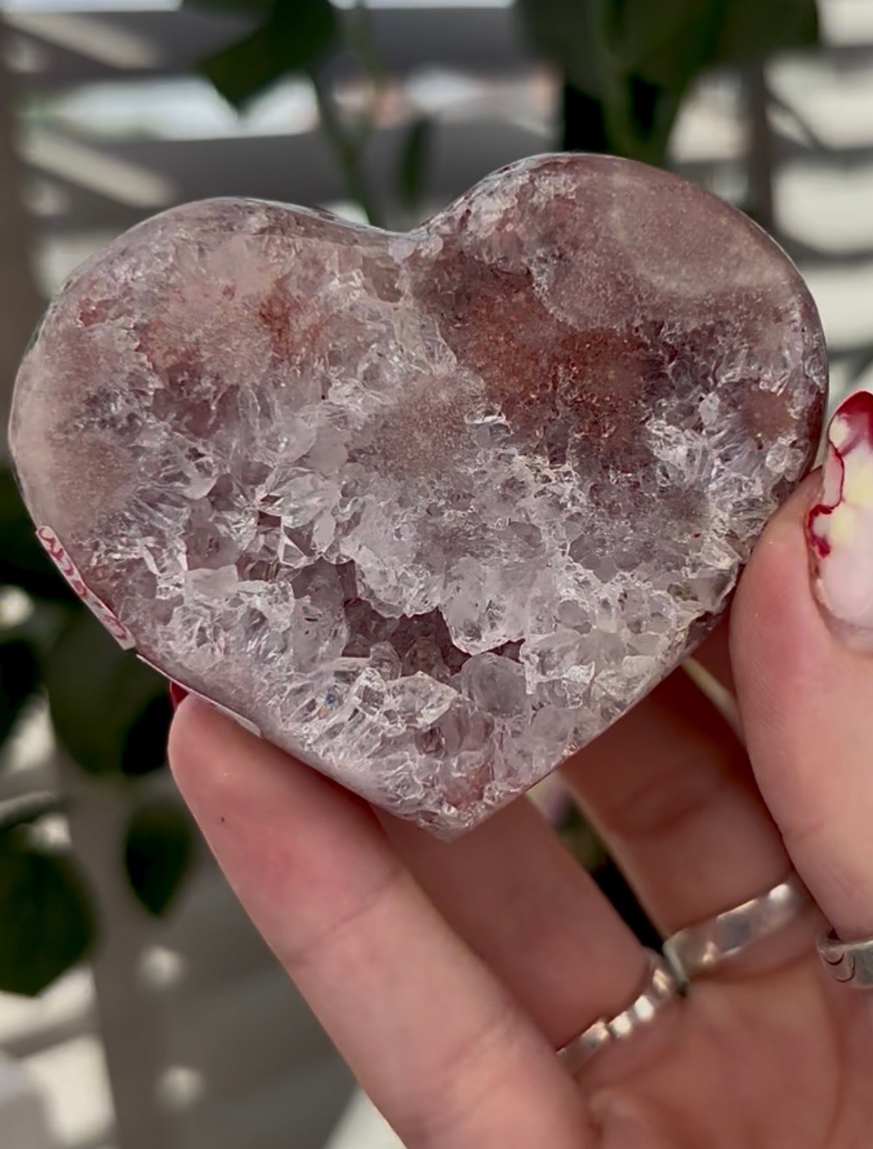 pink amethyst heart - comes with stand 6.6cm