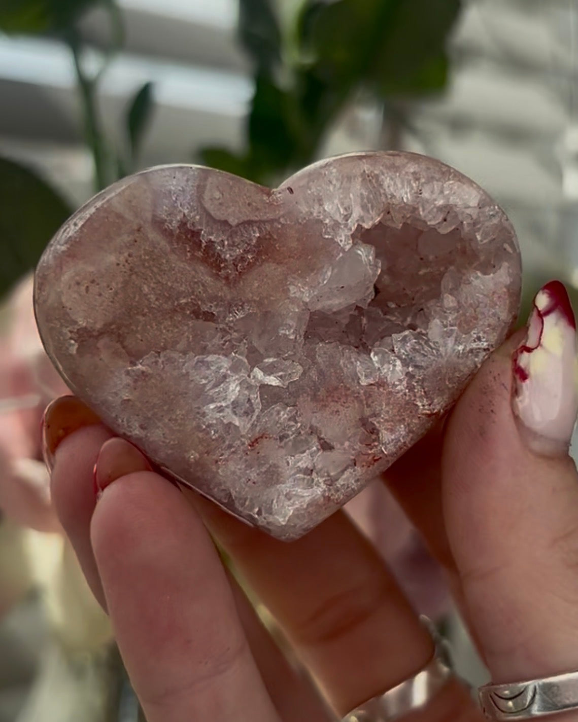 Hq Mini pink amethyst heart - comes with stand