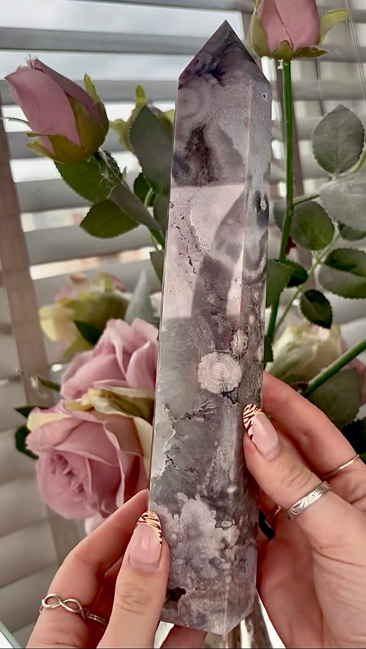 Stunning!! Super high quality, Druzy, green chlorite x blue flower agate tower