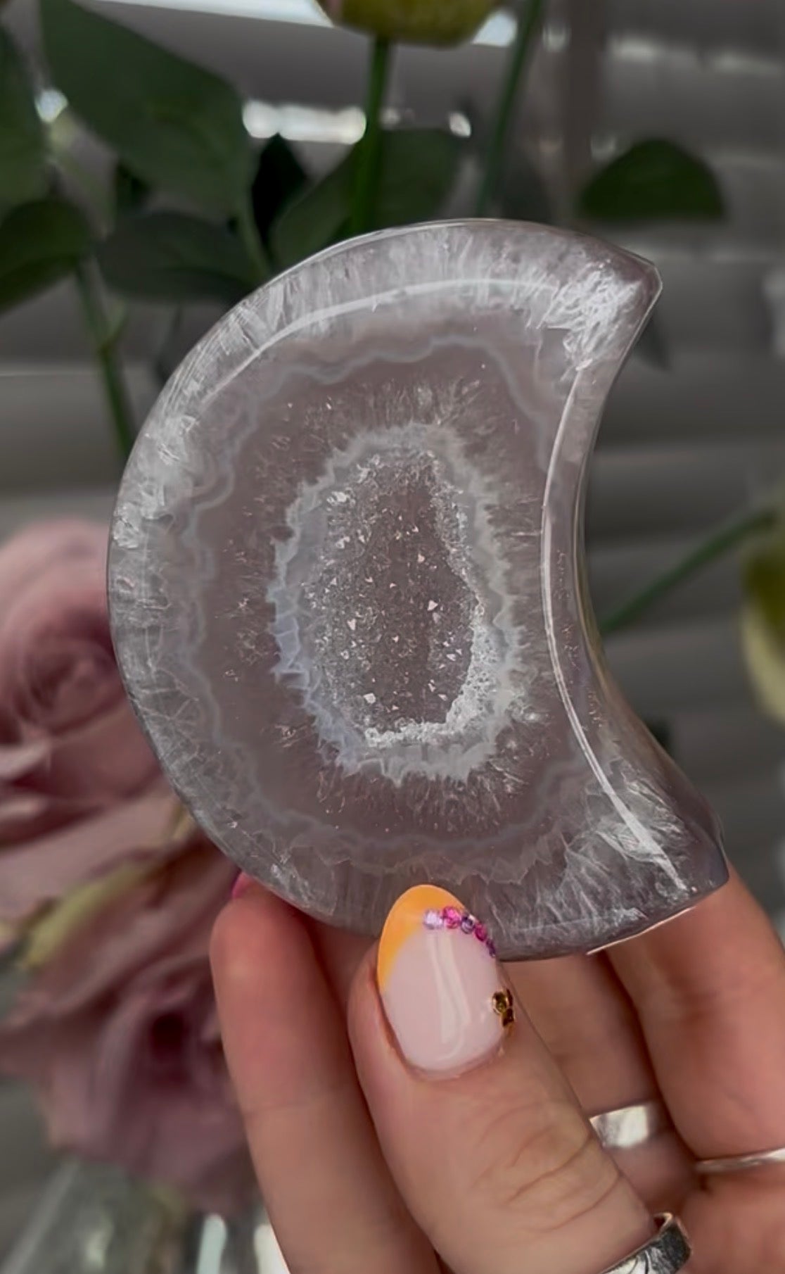 Beautiful, agate moon with druzy - stand included