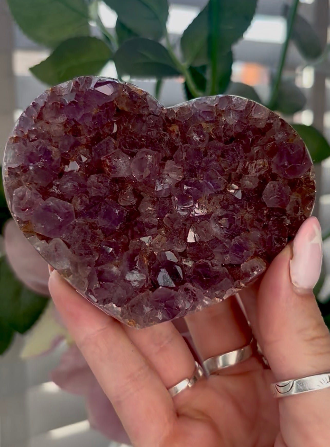 Uruguay, rainbow amethyst heart - comes with stand in purple berry tones