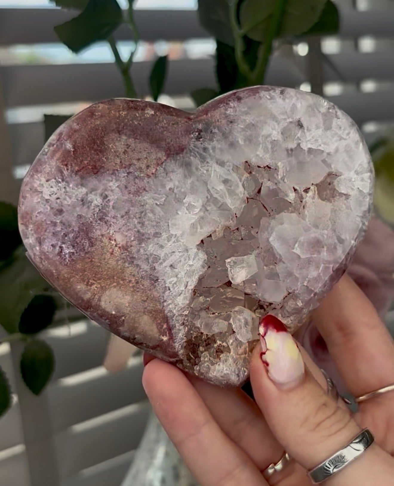 Beautiful pink amethyst heart with quartz - comes with stand (10.8cm)