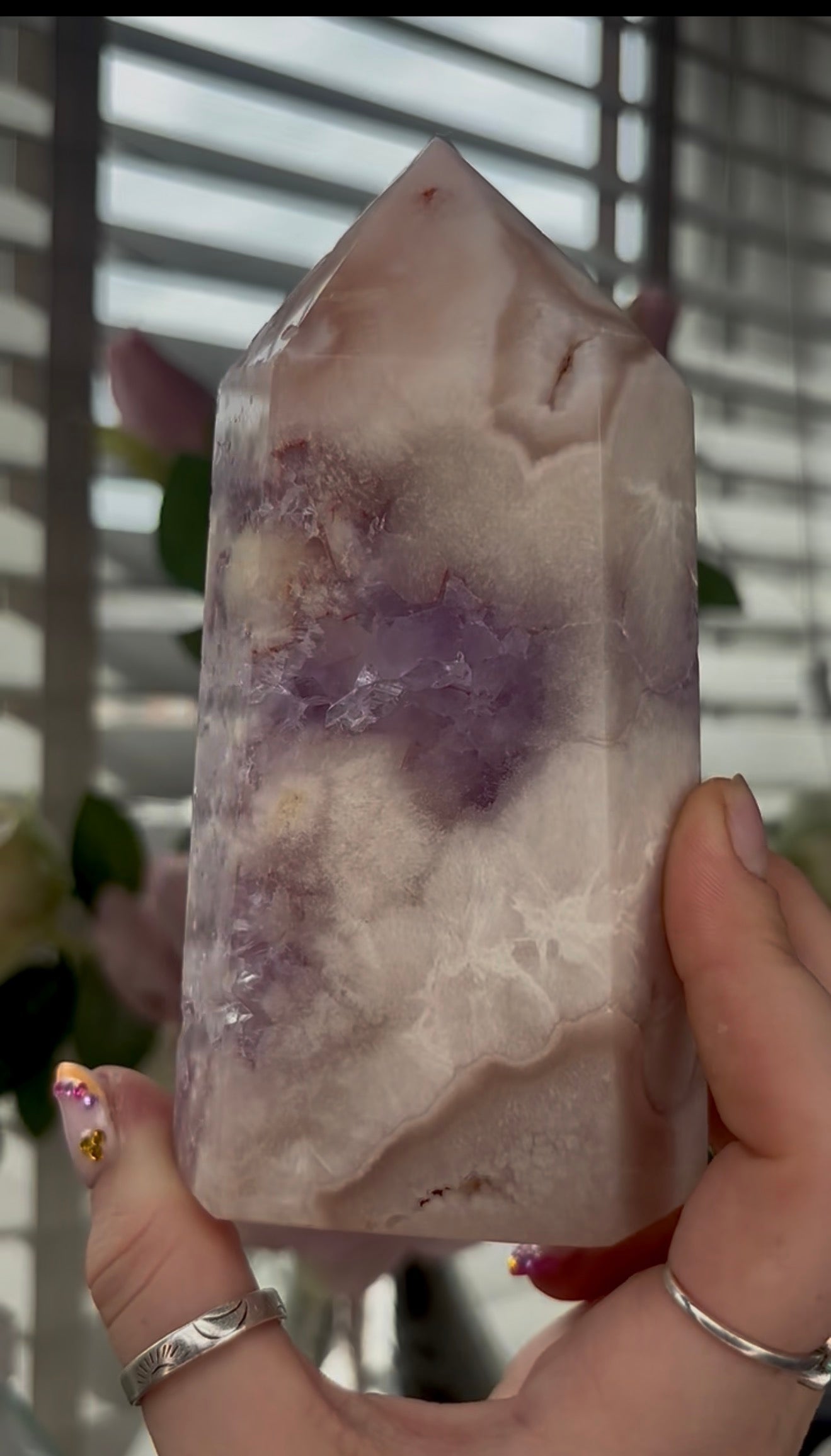 Beautiful, large, high quality, Pink amethyst tower with lilac tone quartz