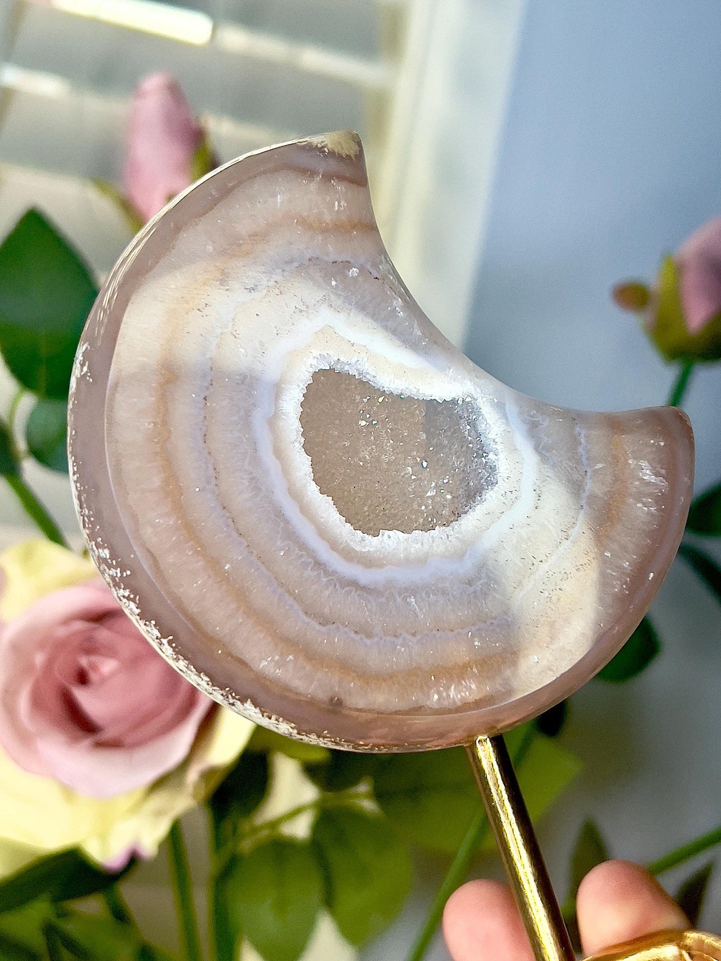 Beautiful, agate moon on stand 440g 15cm(h)