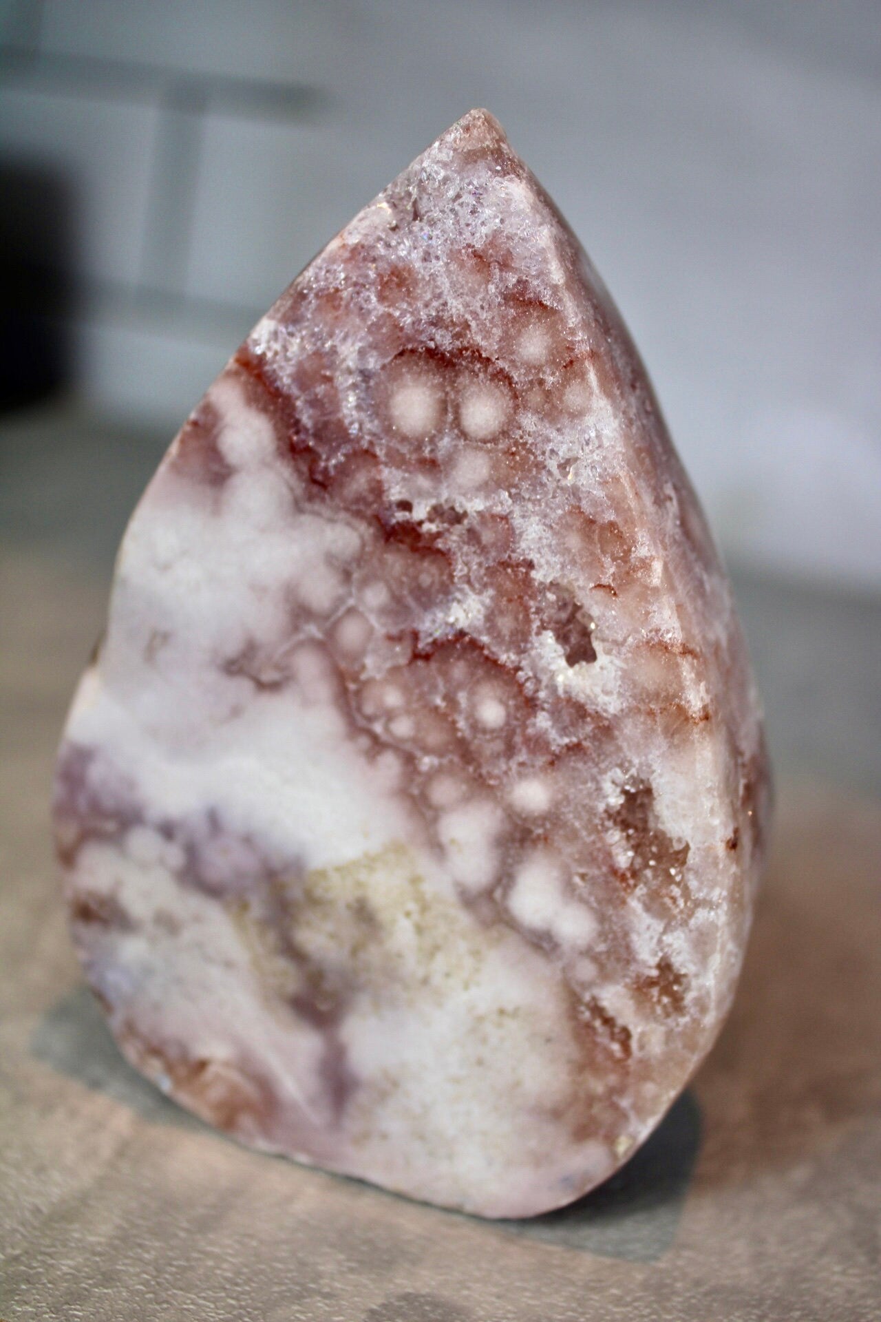 High grade, druzy, pink amethyst flame from Brazil 520g 11.5cm (h) 8cm (w)