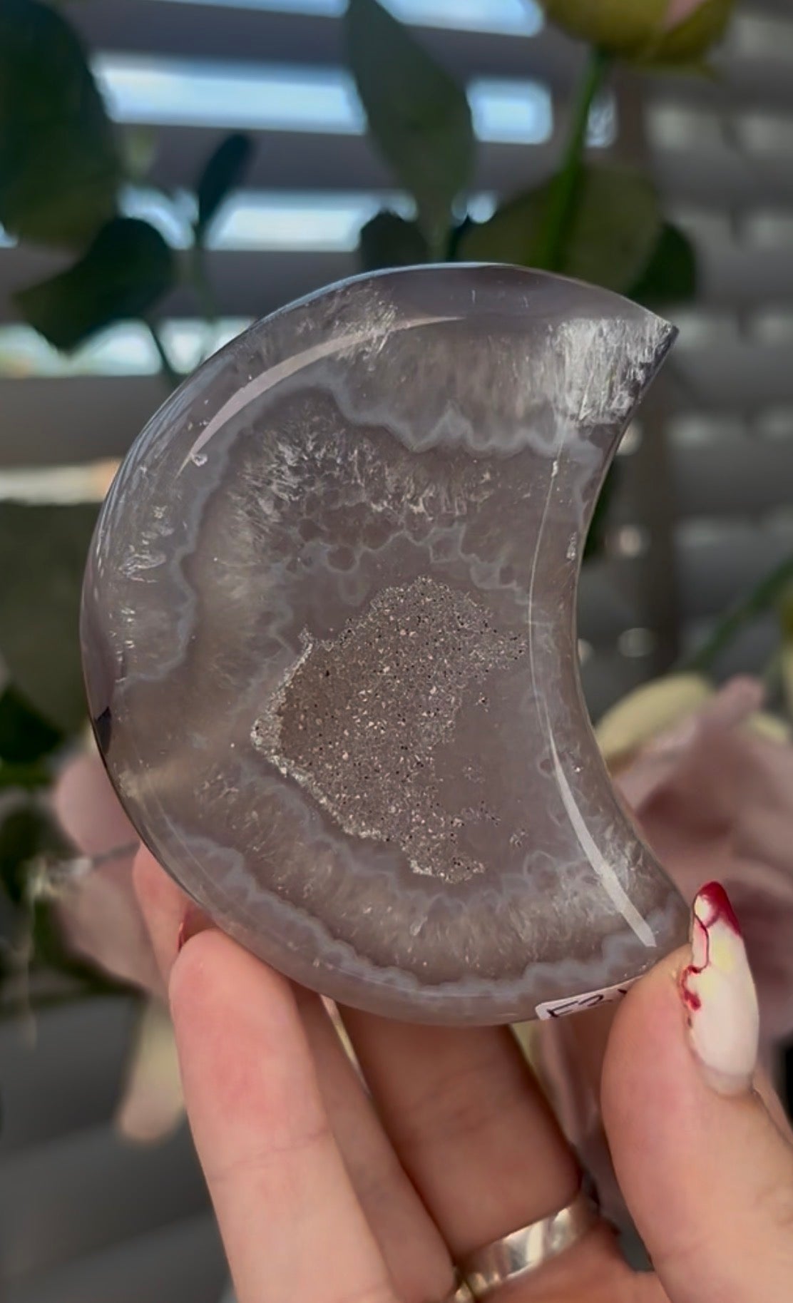 Beautiful, agate moon with druzy - stand included