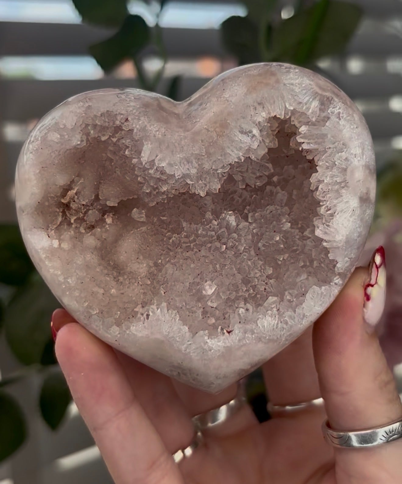 Druzy pink amethyst heart - comes with stand (8.5cm)