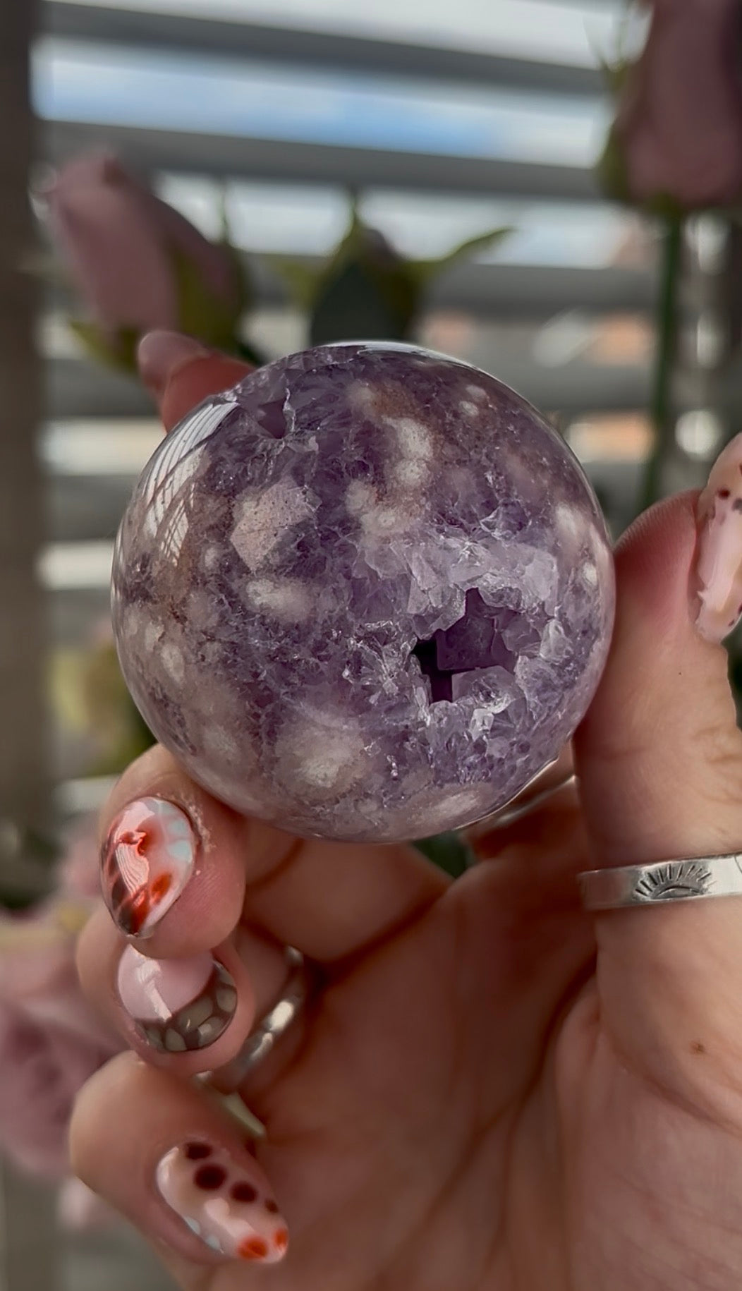 High grade, amethyst Flower agate sphere with high clarity quartz - 5cm