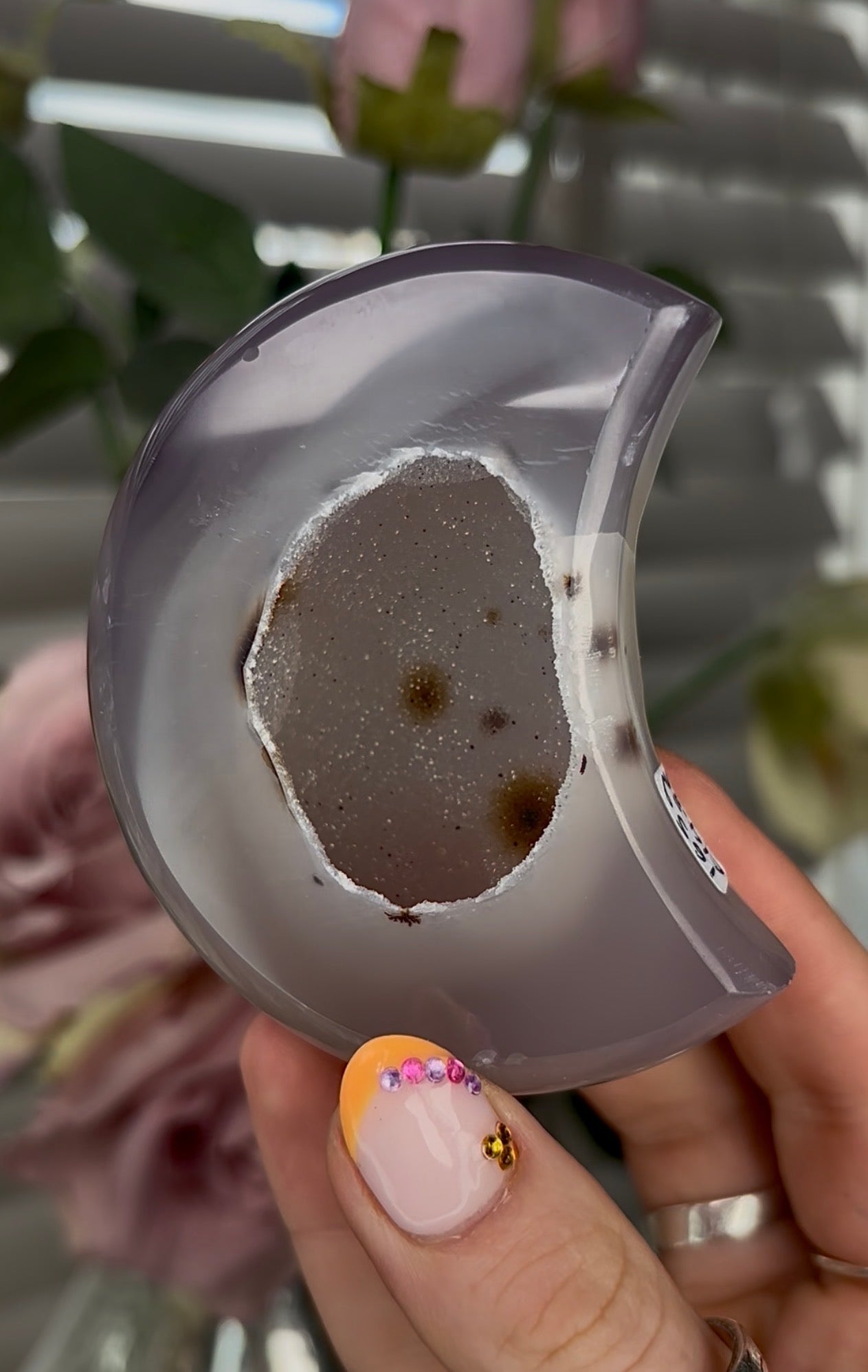 Beautiful, agate moon with druzy - stand included