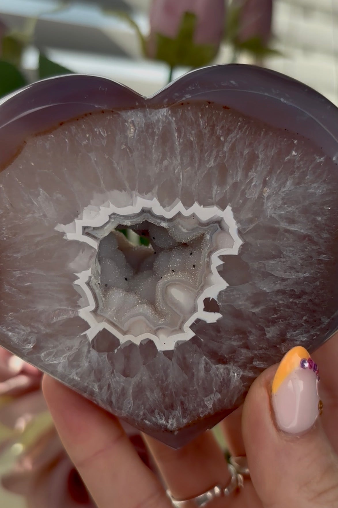 Beautiful, high quality, agate heart with druzy - stand included