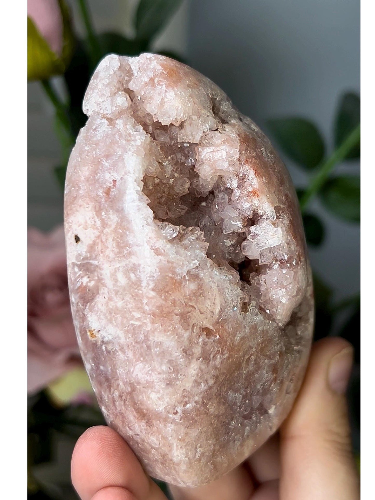 High grade, pink amethyst flame