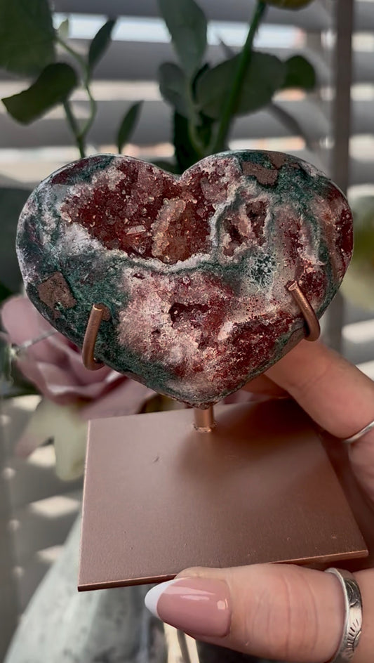 Gorgeous, high quality, pink amethyst heart with Jasper - comes with stand