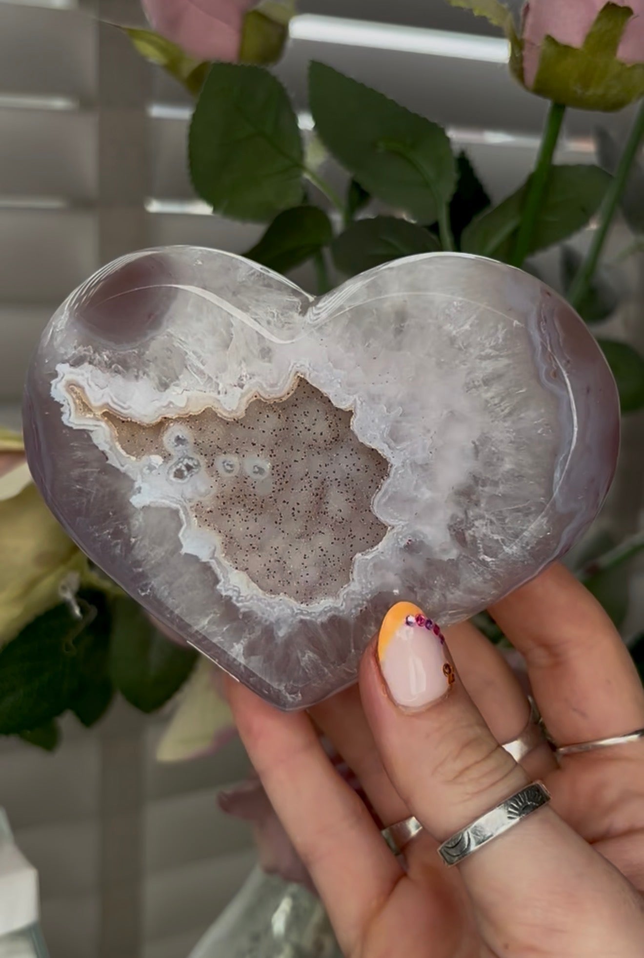 Beautiful, high grade, agate heart with druzy - comes with stand
