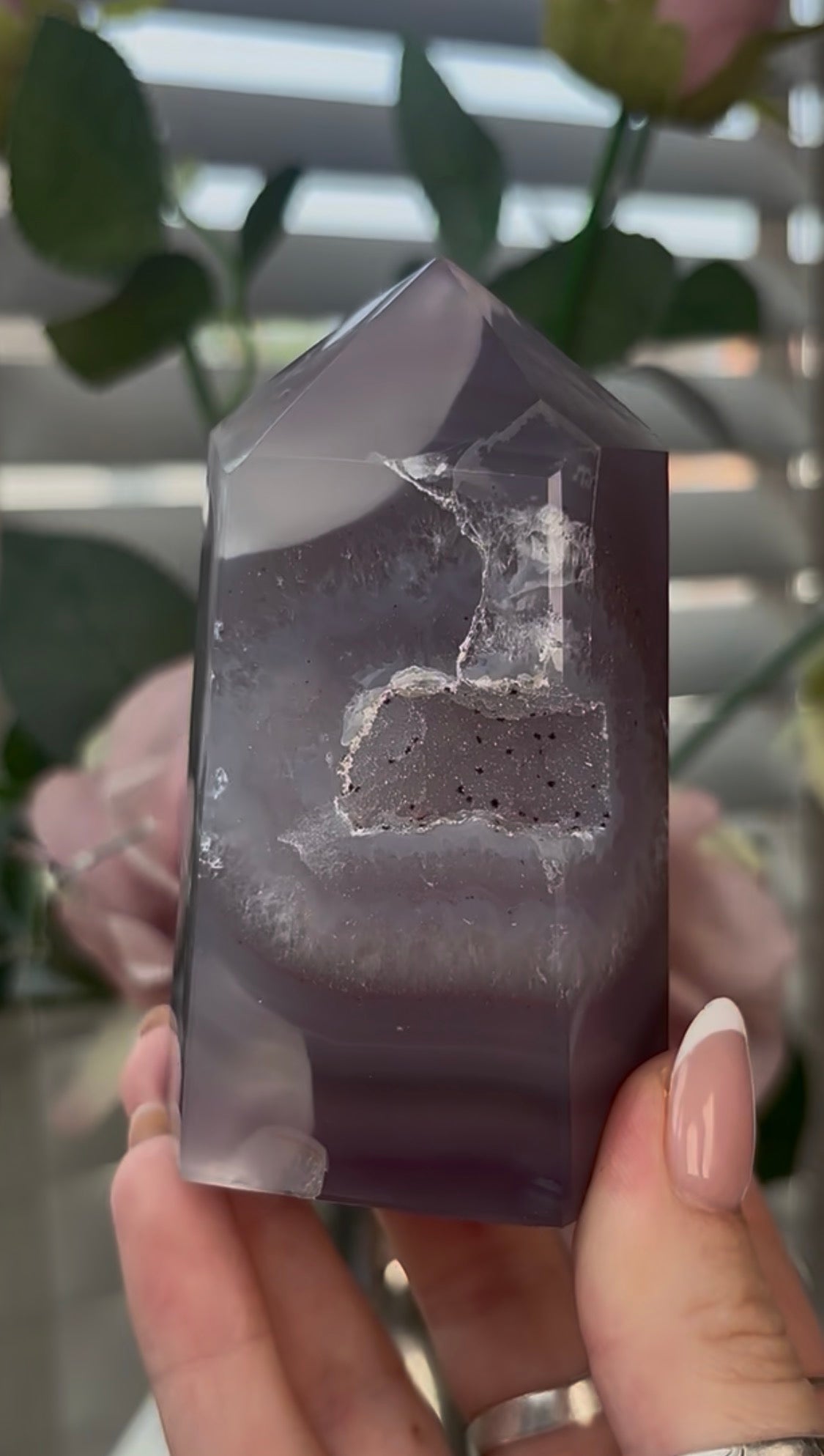 Beautiful, agate tower with druzy