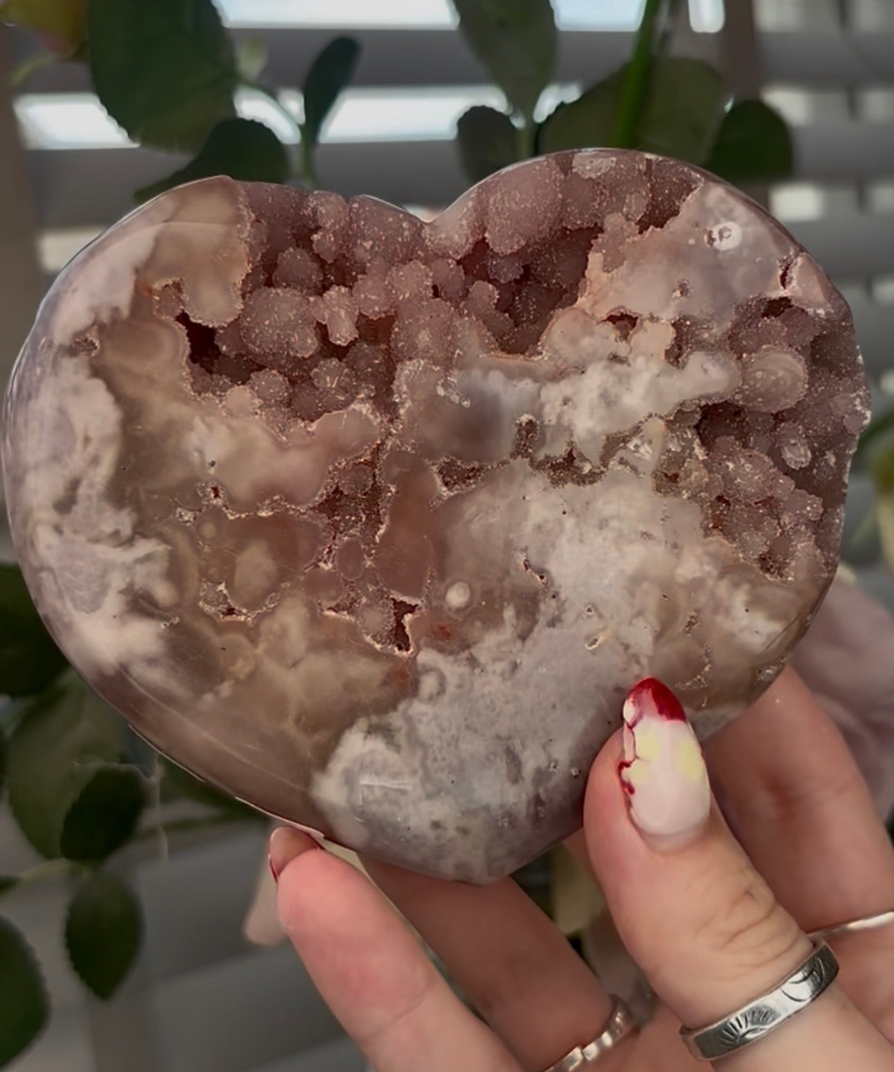 Sugar bubble druzy, pink amethyst heart - comes with stand (11cm)