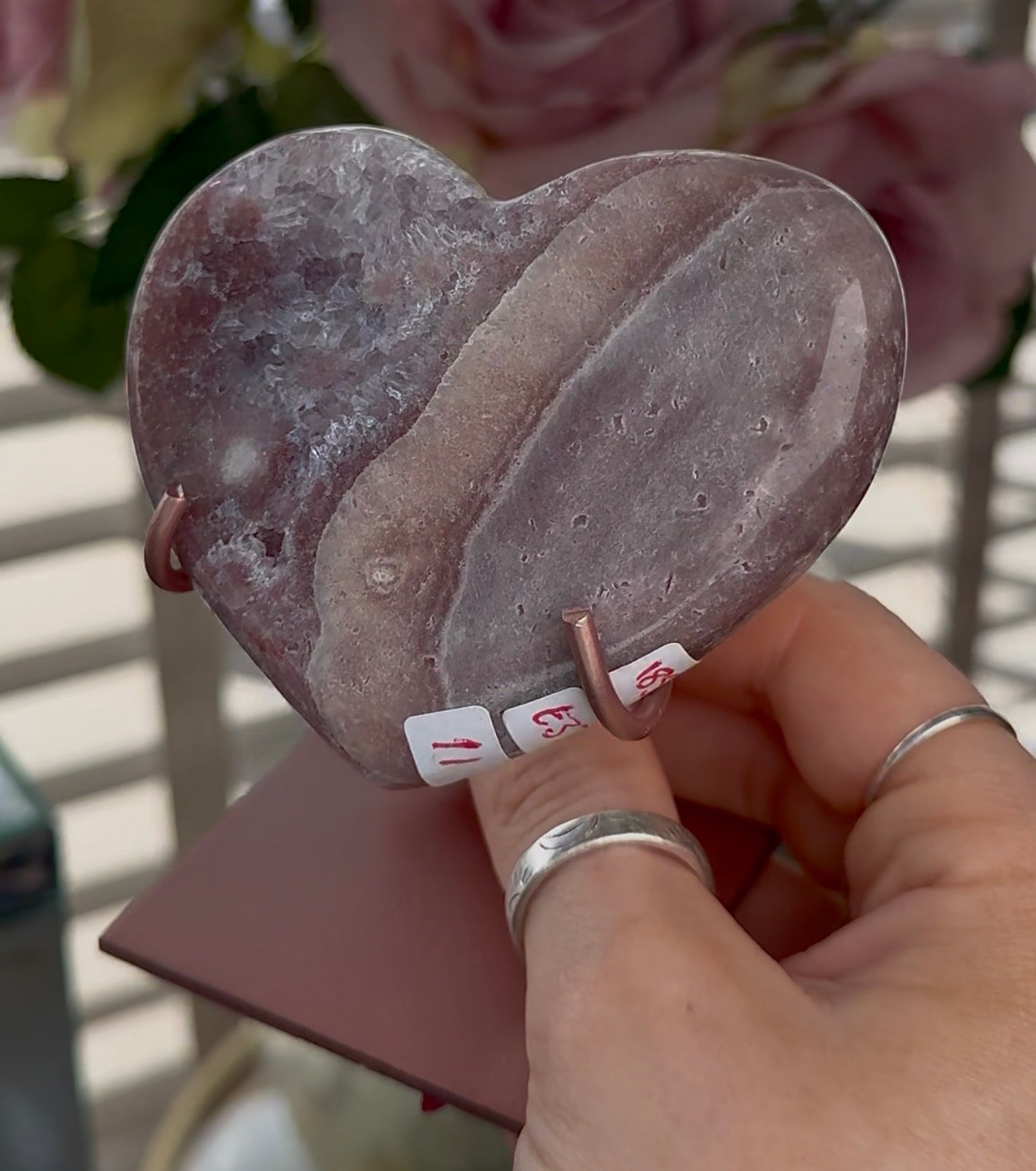 Hq pink amethyst heart - comes with stand