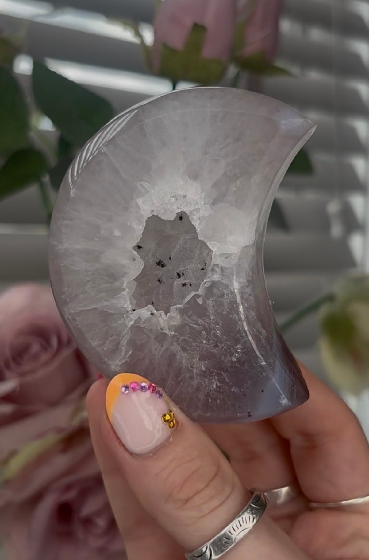 Beautiful, high quality, agate moon with druzy - stand included