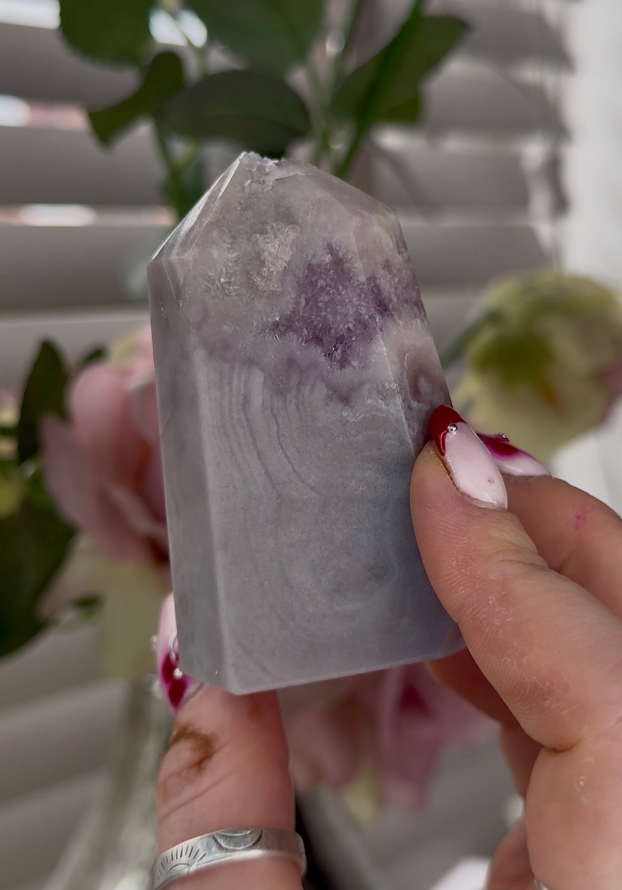 High quality Pink amethyst tower in lilac tones 8cm(h) 5cm(w)
