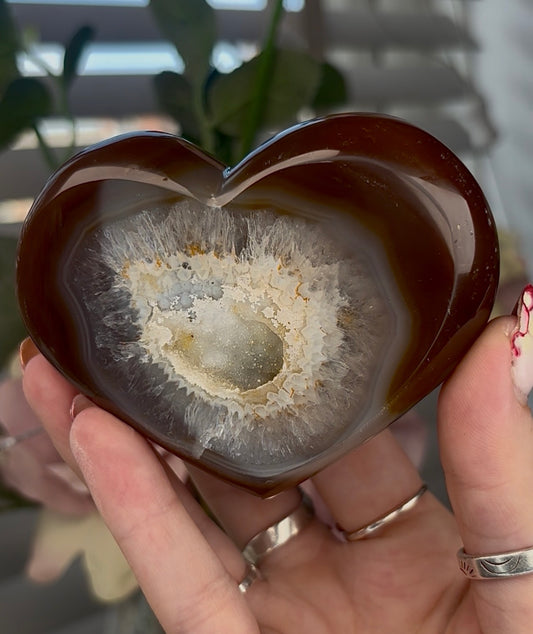 Beautiful, chocolate agate heart with druzy - stand included