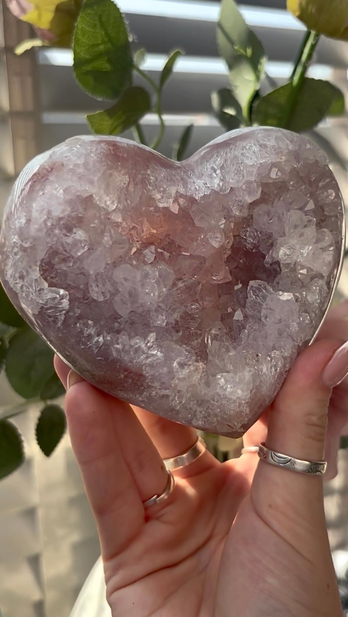 Gorgeous, hq, druzy quartz, pink amethyst heart- comes with stand