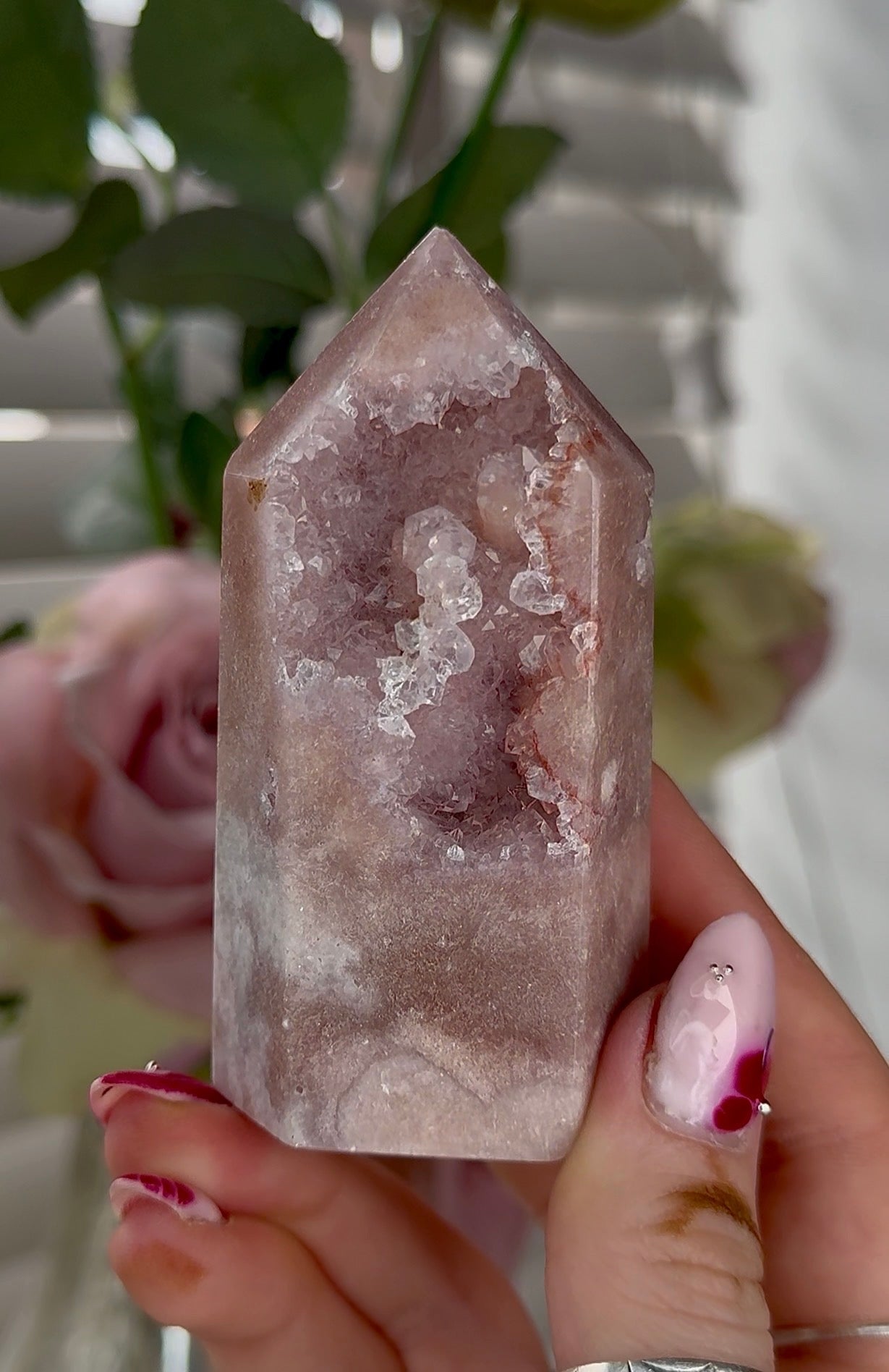 Pink amethyst tower 9cm(h ) 4cm(w)