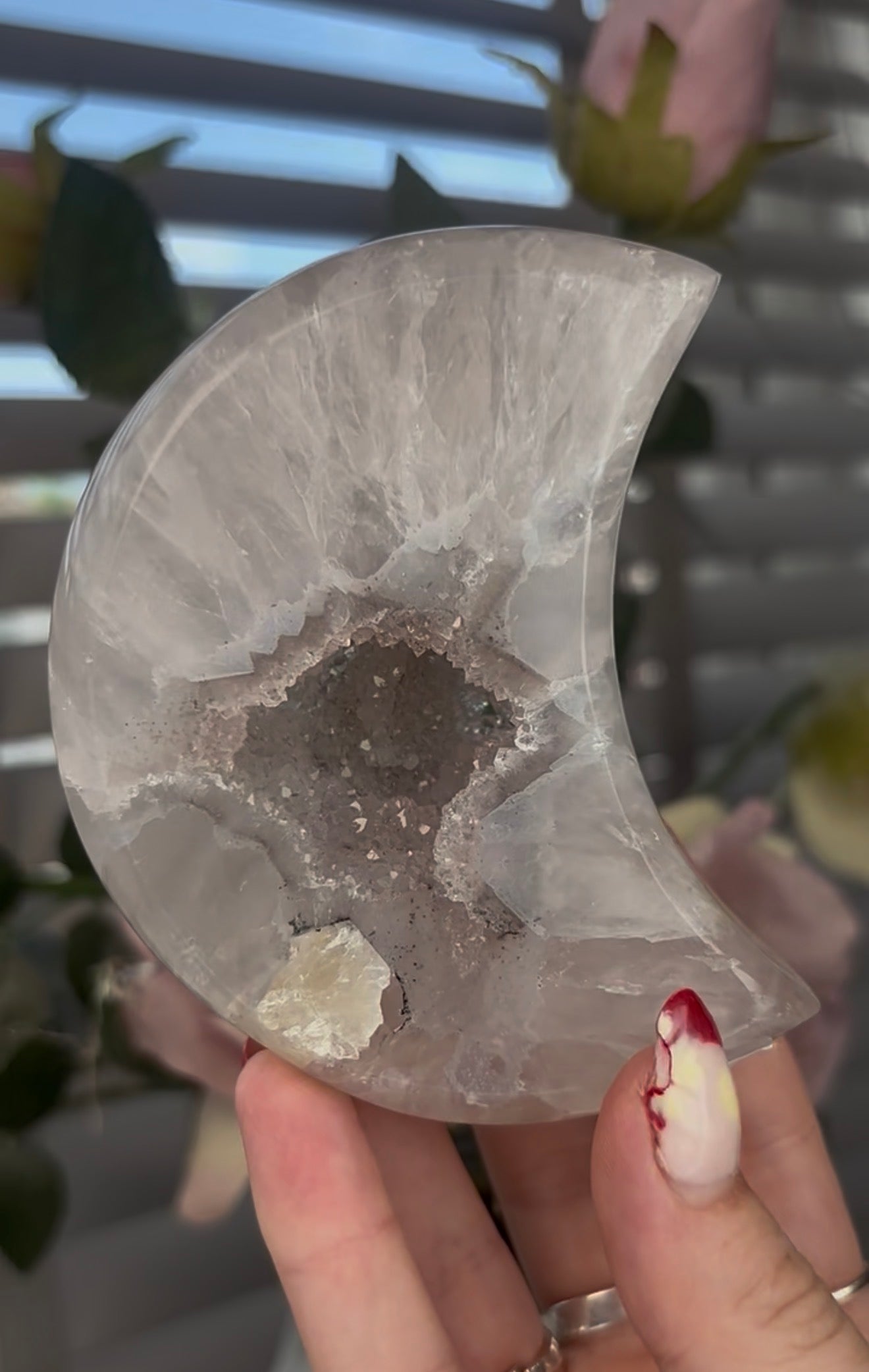 Beautiful, high quality, agate moon with druzy - stand included