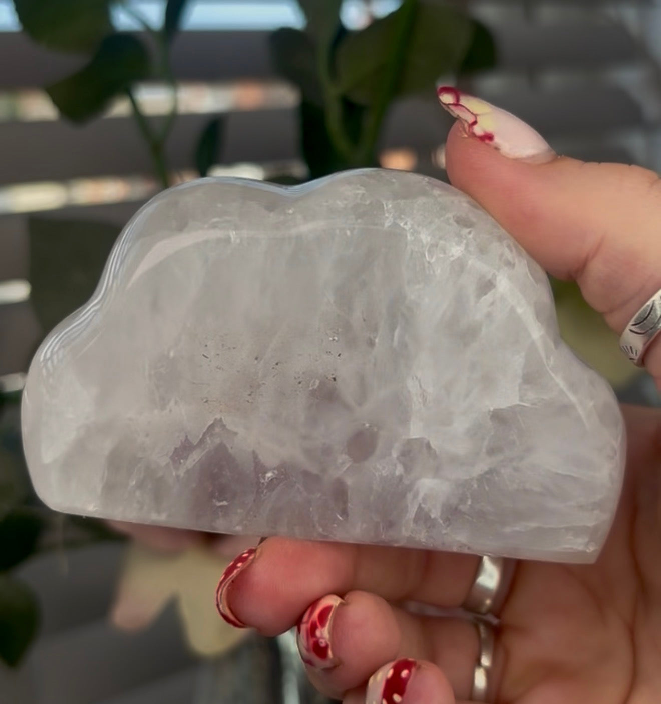 Beautiful, agate cloud with lilac amethyst druzy
