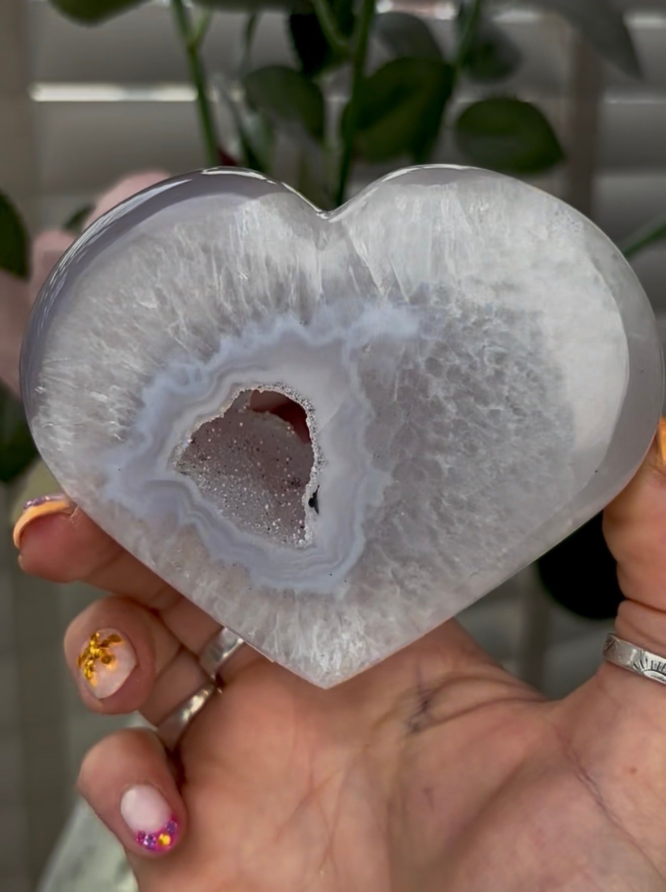 Beautiful, high grade, agate heart with druzy - comes with stand