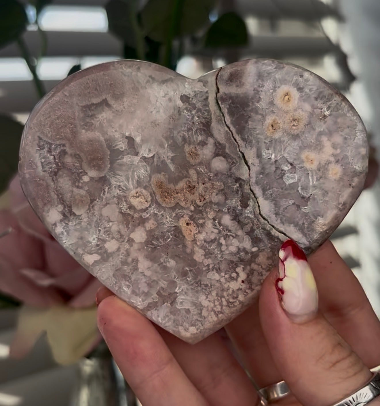 pink amethyst heart - comes with stand 9.5cm