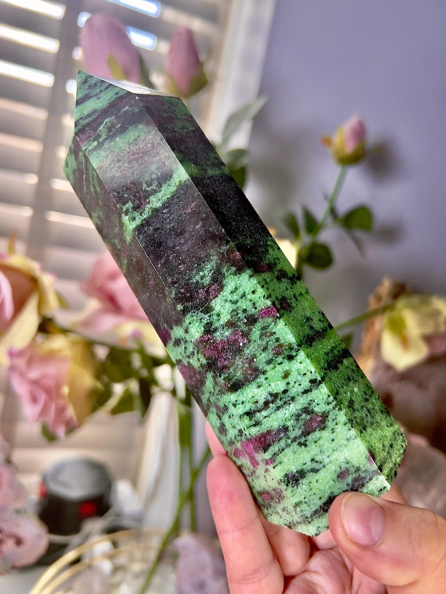 Large, high grade, ruby in zoisite tower 735g
