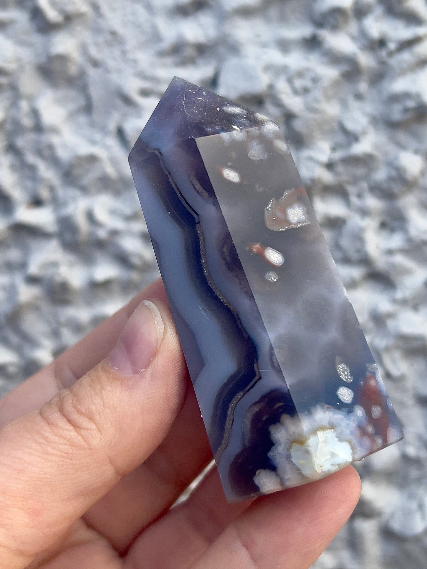 black & blue flower agate tower