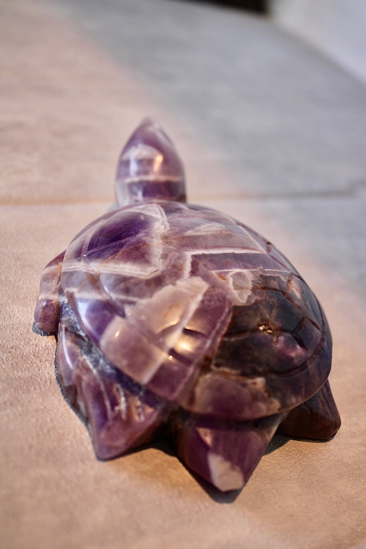 Large dream amethyst sea turtle carving 13cm(L) 9cm(w)