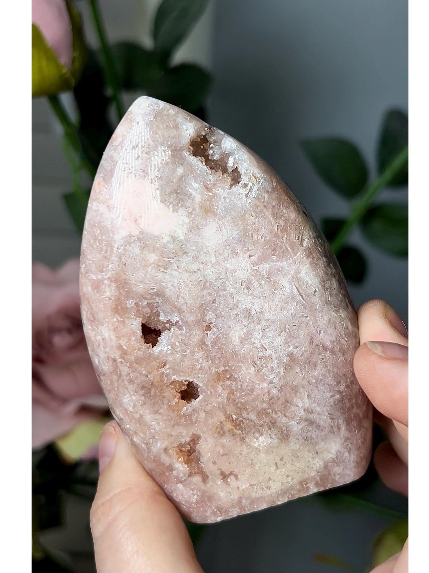 High grade, pink amethyst flame