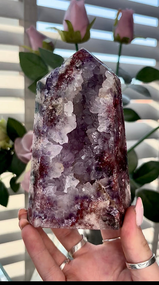 Beautiful, high quality, Pink amethyst tower with quartz in purple& red tones with Green jasper - 13.5cm by 8cm