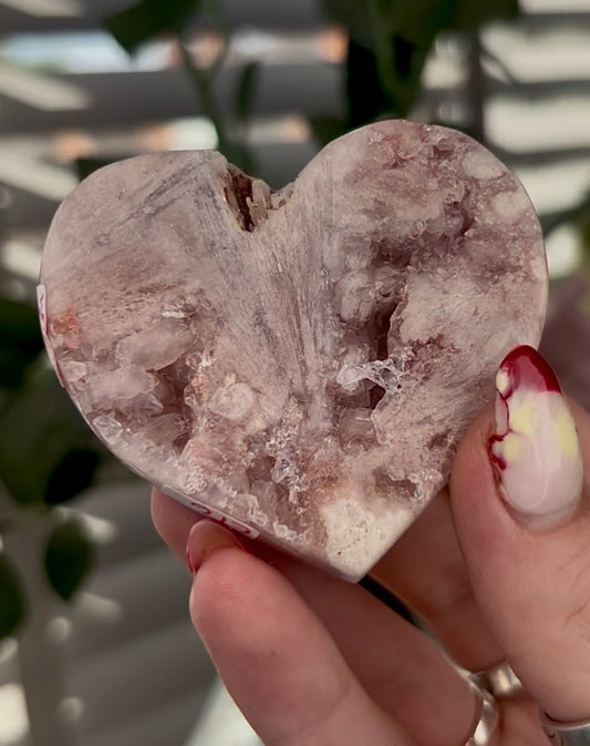 pink amethyst heart - comes with stand 6.2cm