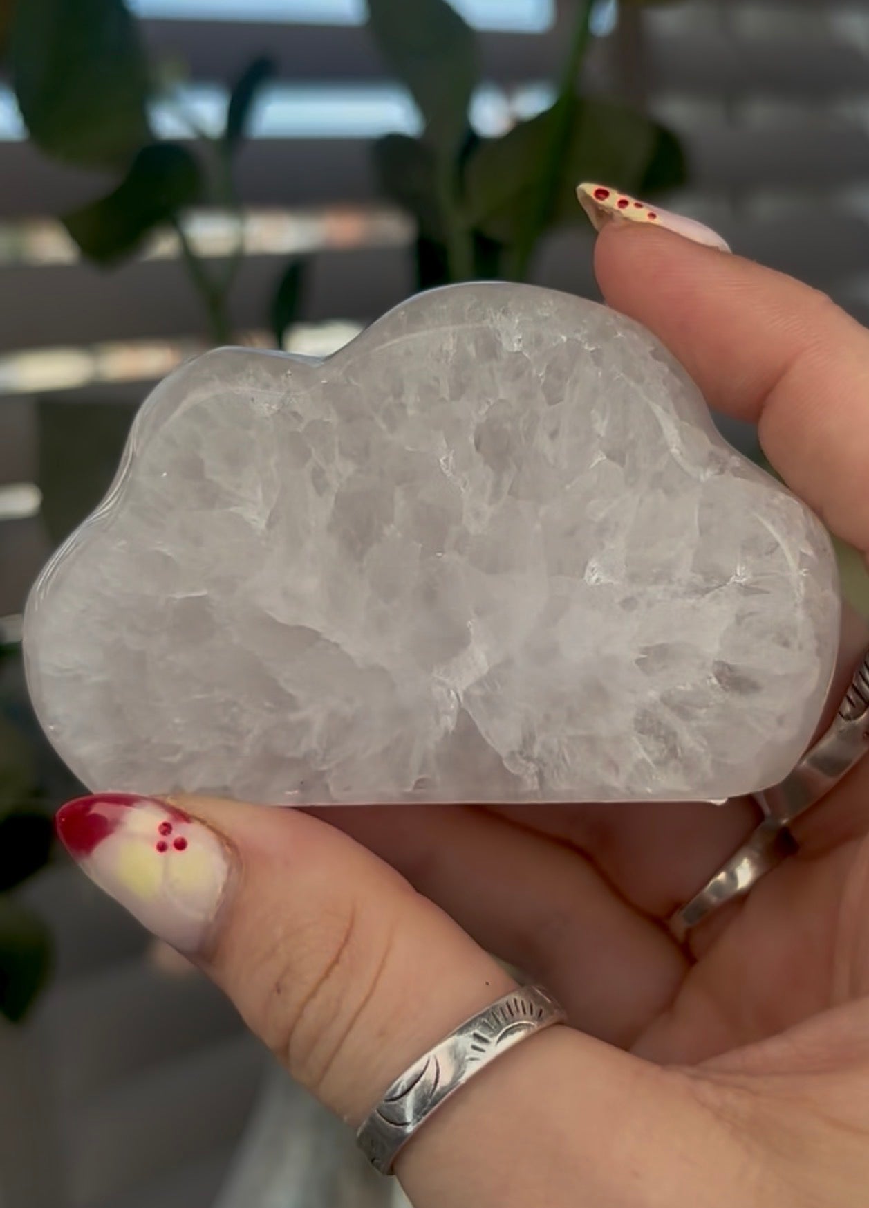 Beautiful, agate cloud with druzy