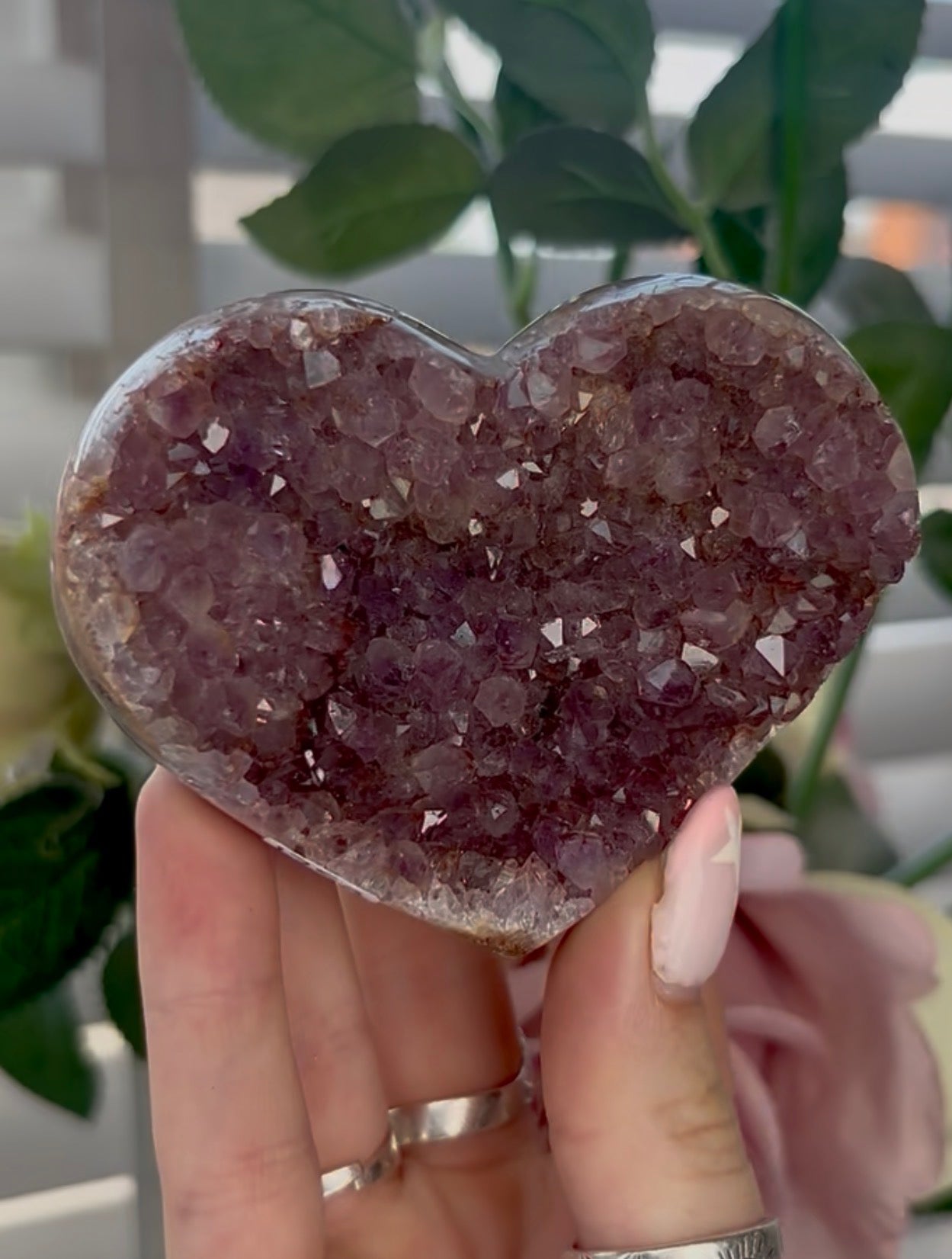 Uruguay, rainbow amethyst heart - comes with stand in purple tones