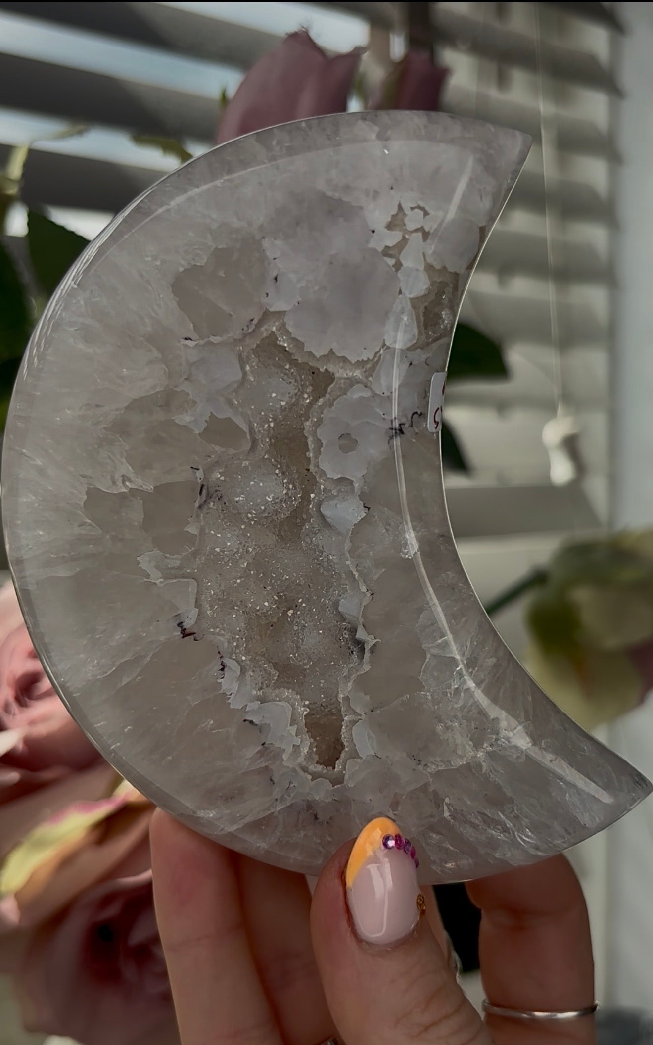 Beautiful, agate moon with druzy - stand included