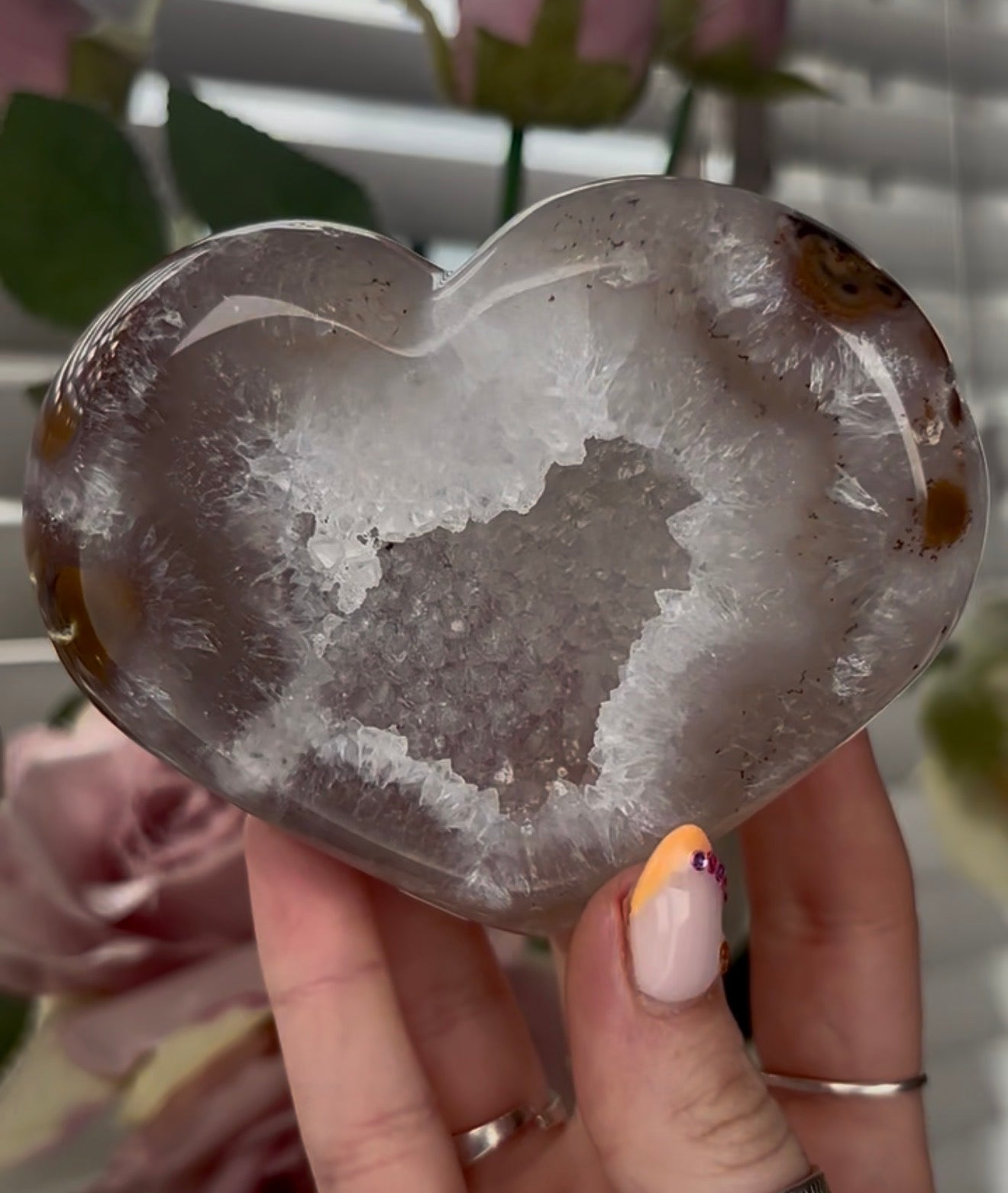 Beautiful, high quality, agate heart   with druzy - stand included