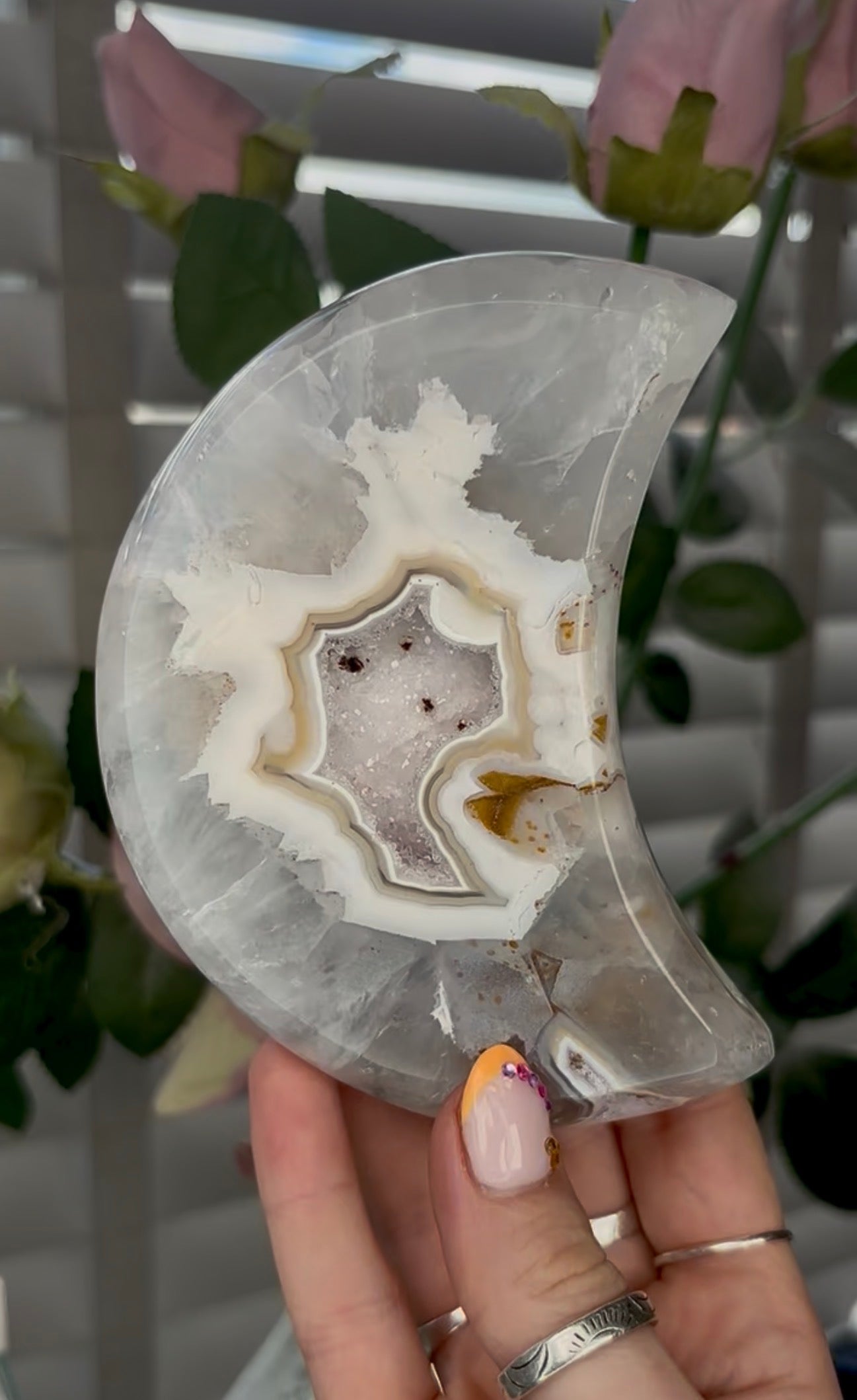 Beautiful, high quality, agate moon with druzy - stand included