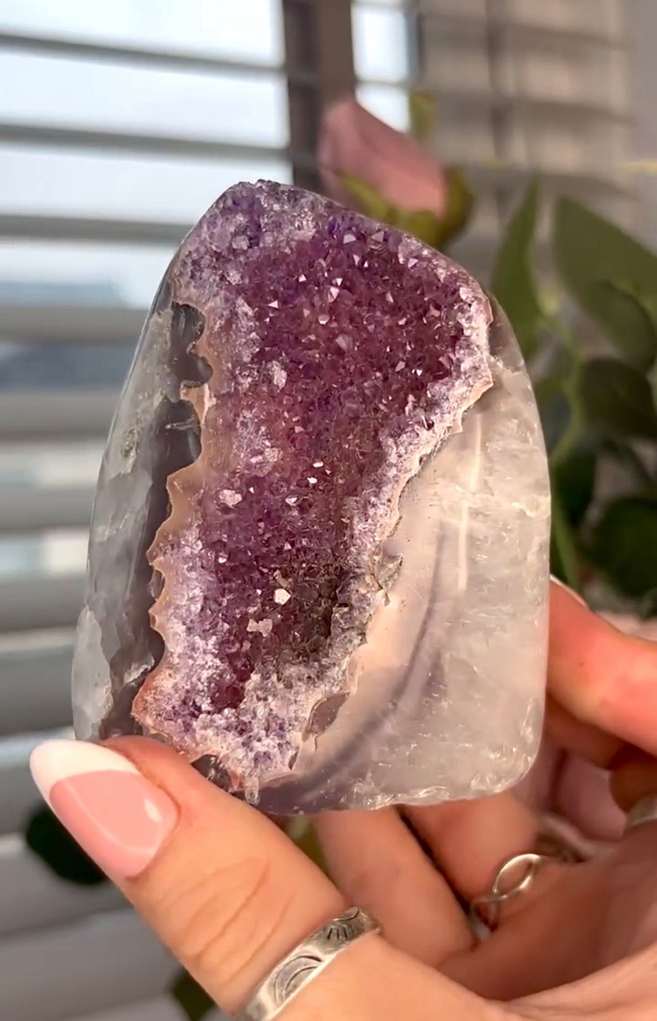 High quality, purple toned, rainbow amethyst agate, cutbase