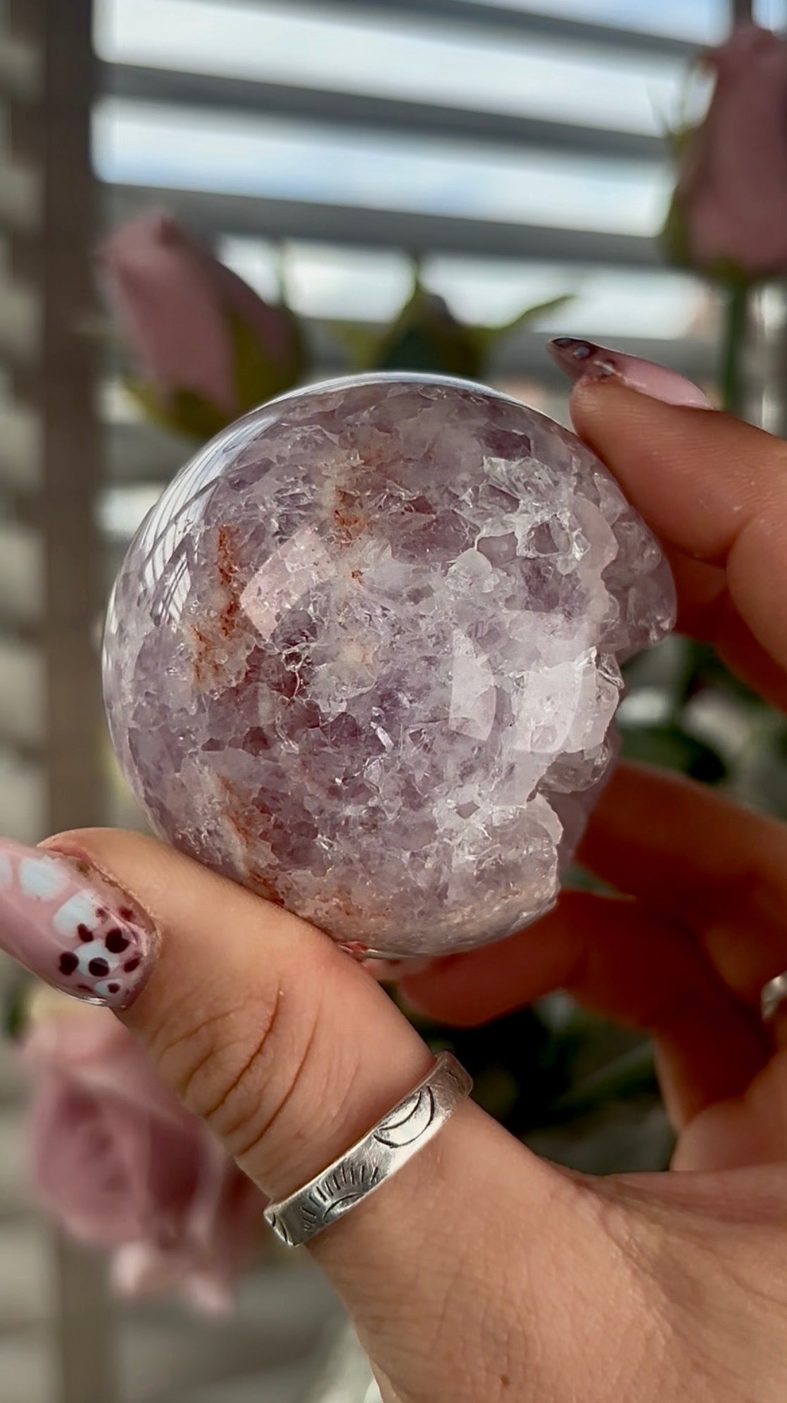 High grade, amethyst Flower agate sphere with high clarity quartz