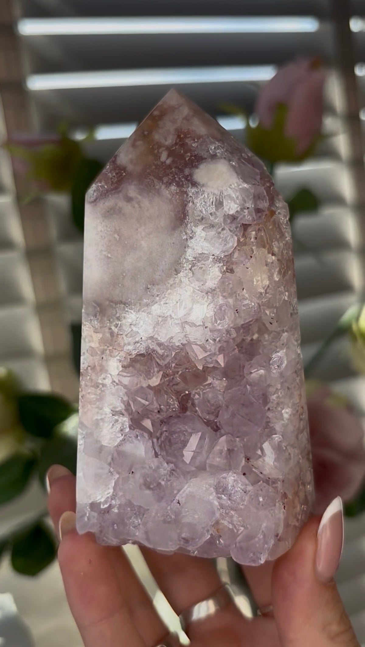 Beautiful, chunky Pink amethyst tower with lilac quartz 11.5cm(h) by 6.5cm(w)