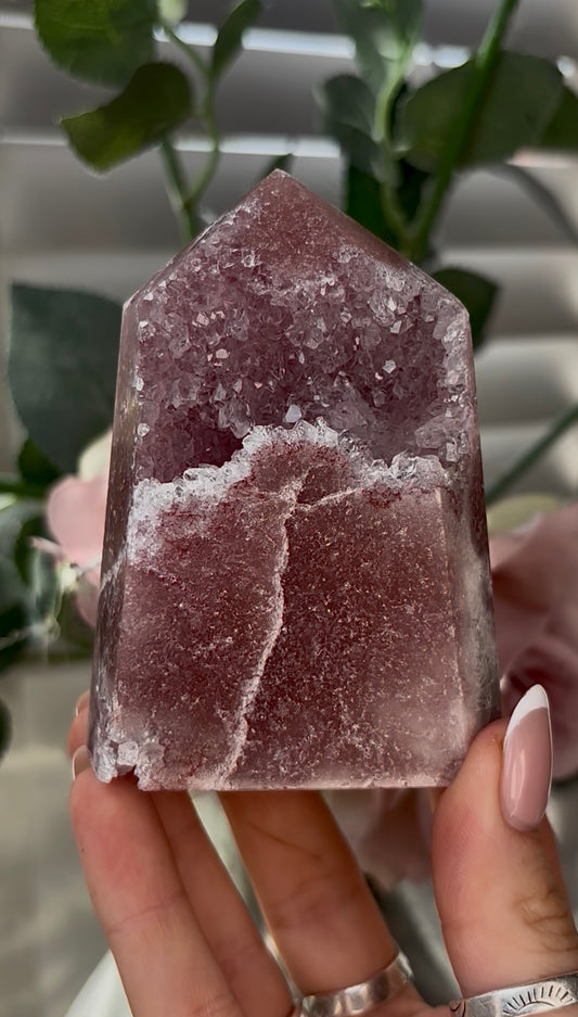 Beautiful, hq, druzy, Pink amethyst tower 9cm(h) by 6.4cm(w)