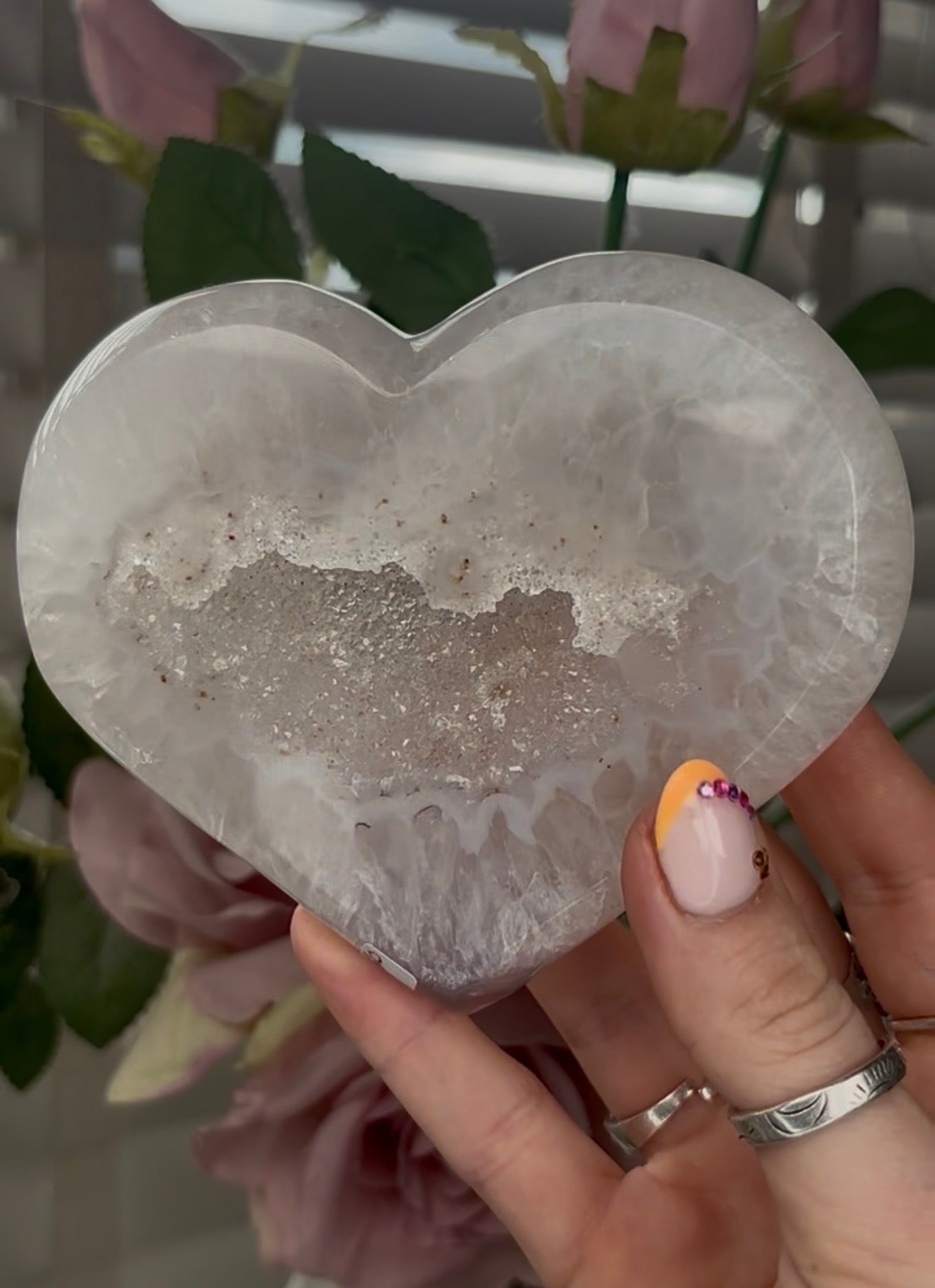 Beautiful, high quality, agate heart with druzy - stand included