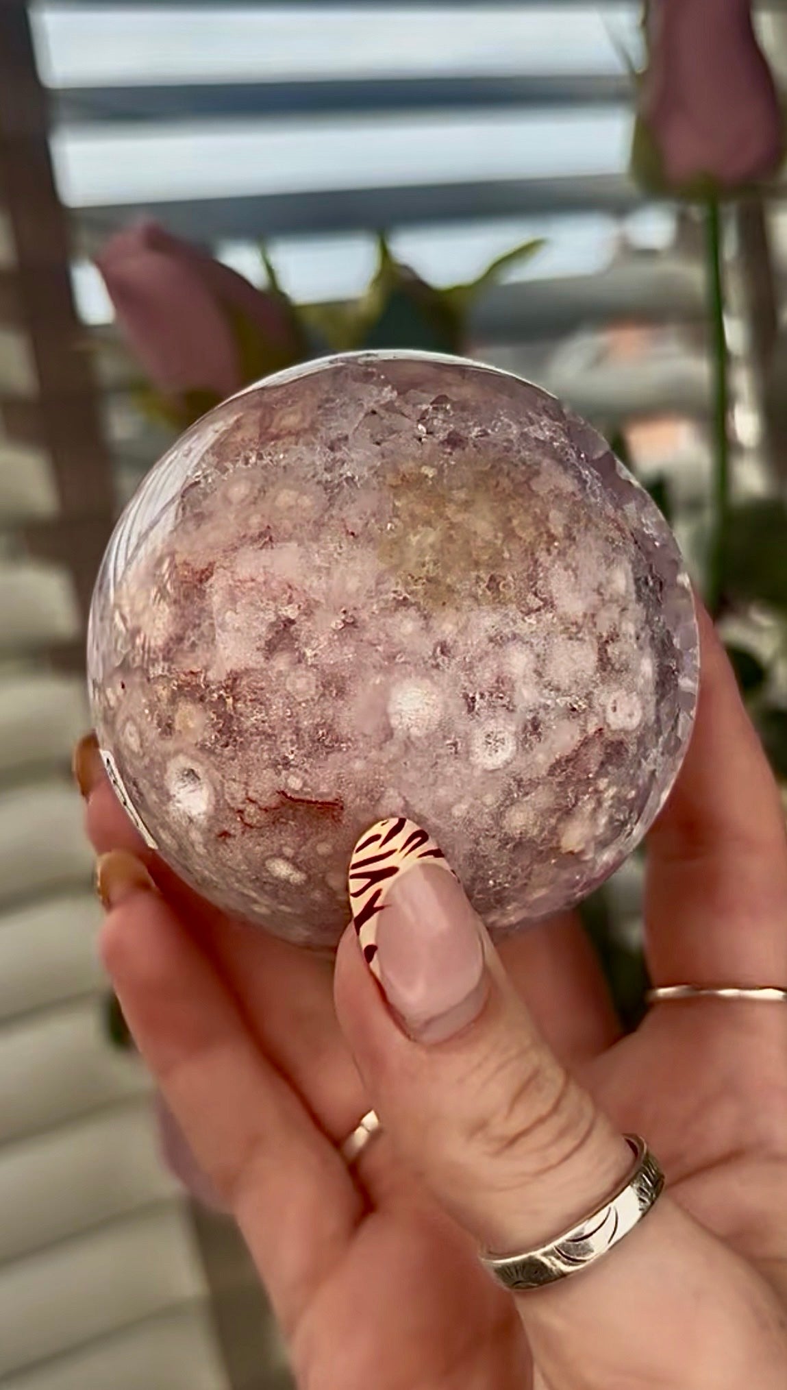 High grade, amethyst Flower agate sphere with druzy quartz- 7.2cm wide