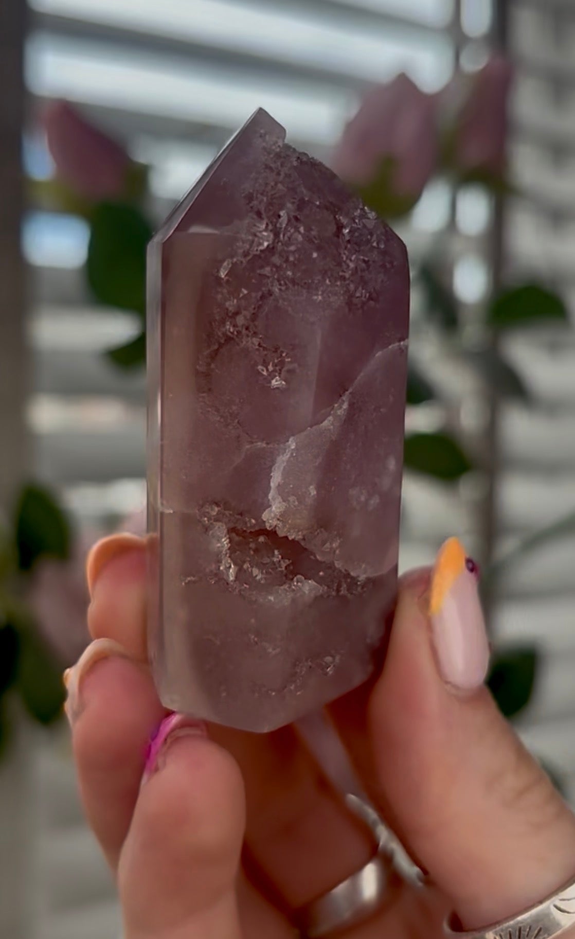 Beautiful, high quality, Pink amethyst tower in lilac tone